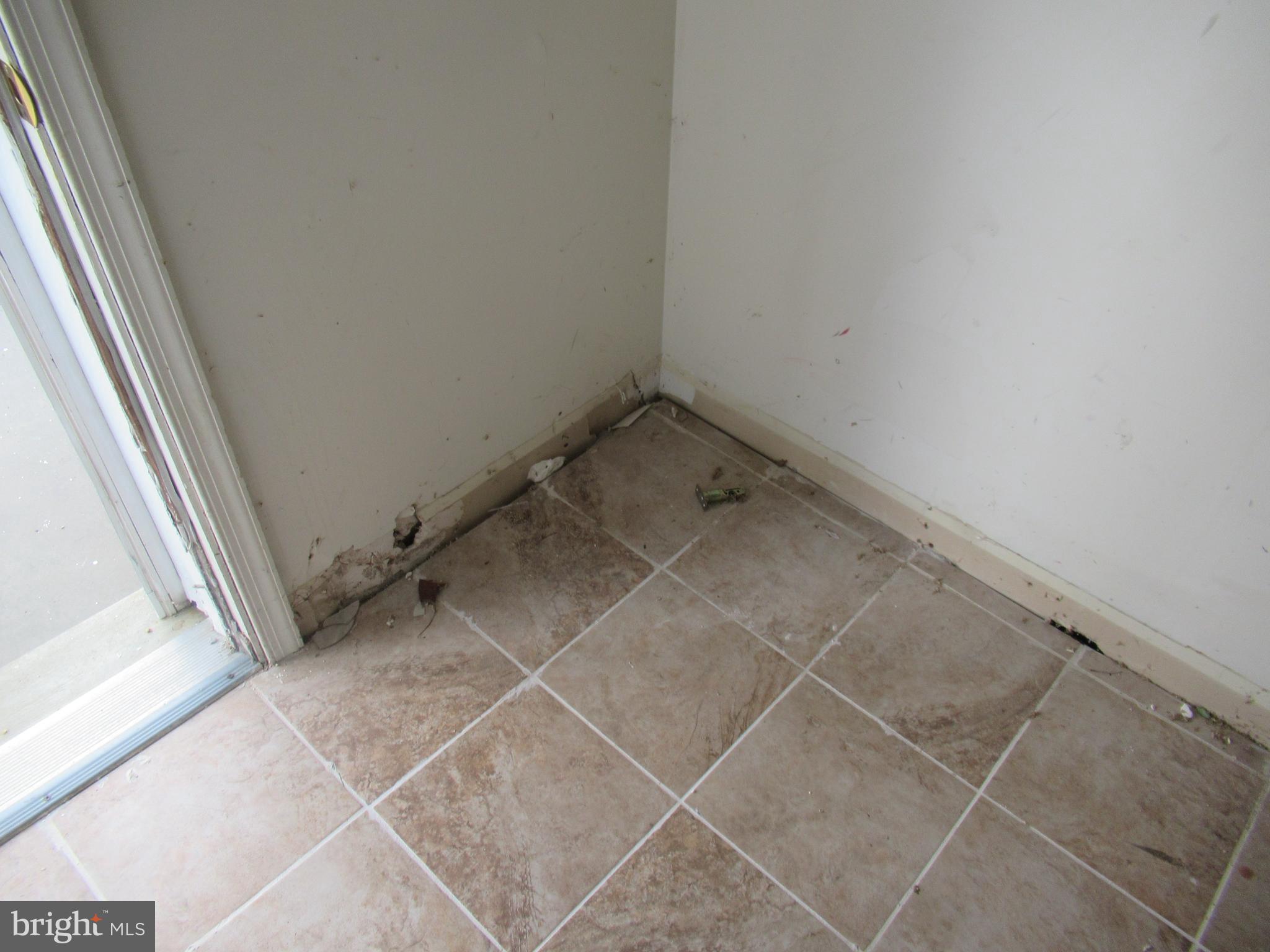 MARY-CATHERINE ESTATES - Residential