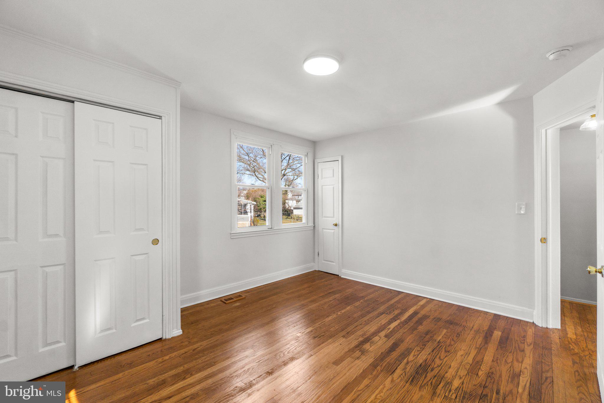 HAMILTON HILLS - Residential