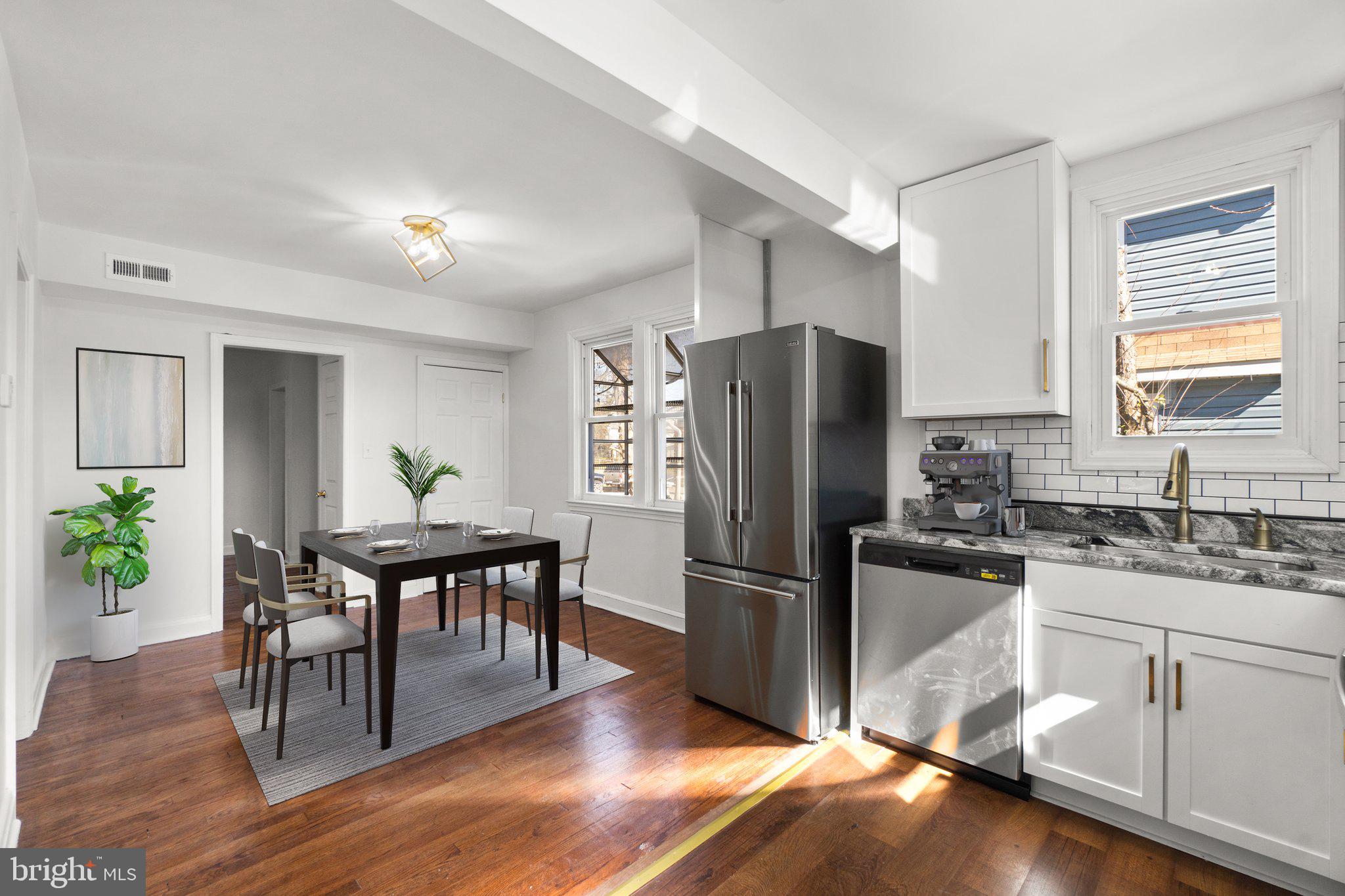 HAMILTON HILLS - Residential