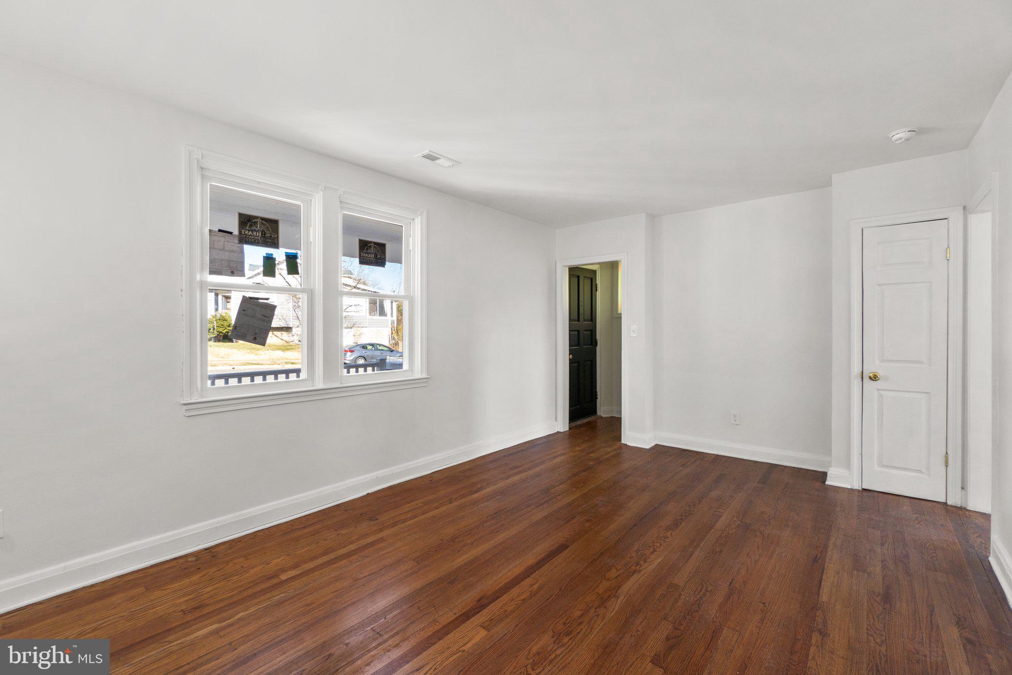 HAMILTON HILLS - Residential