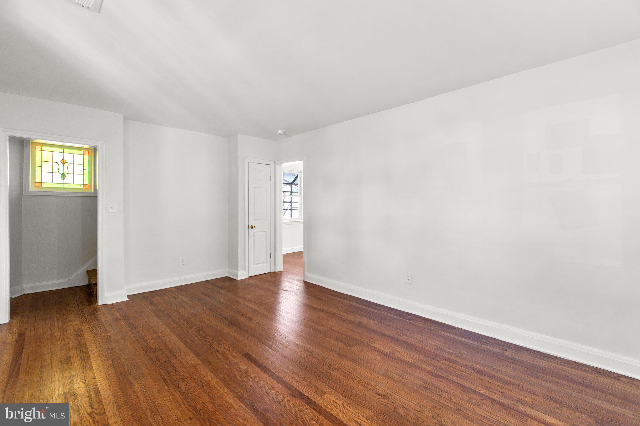 HAMILTON HILLS - Residential