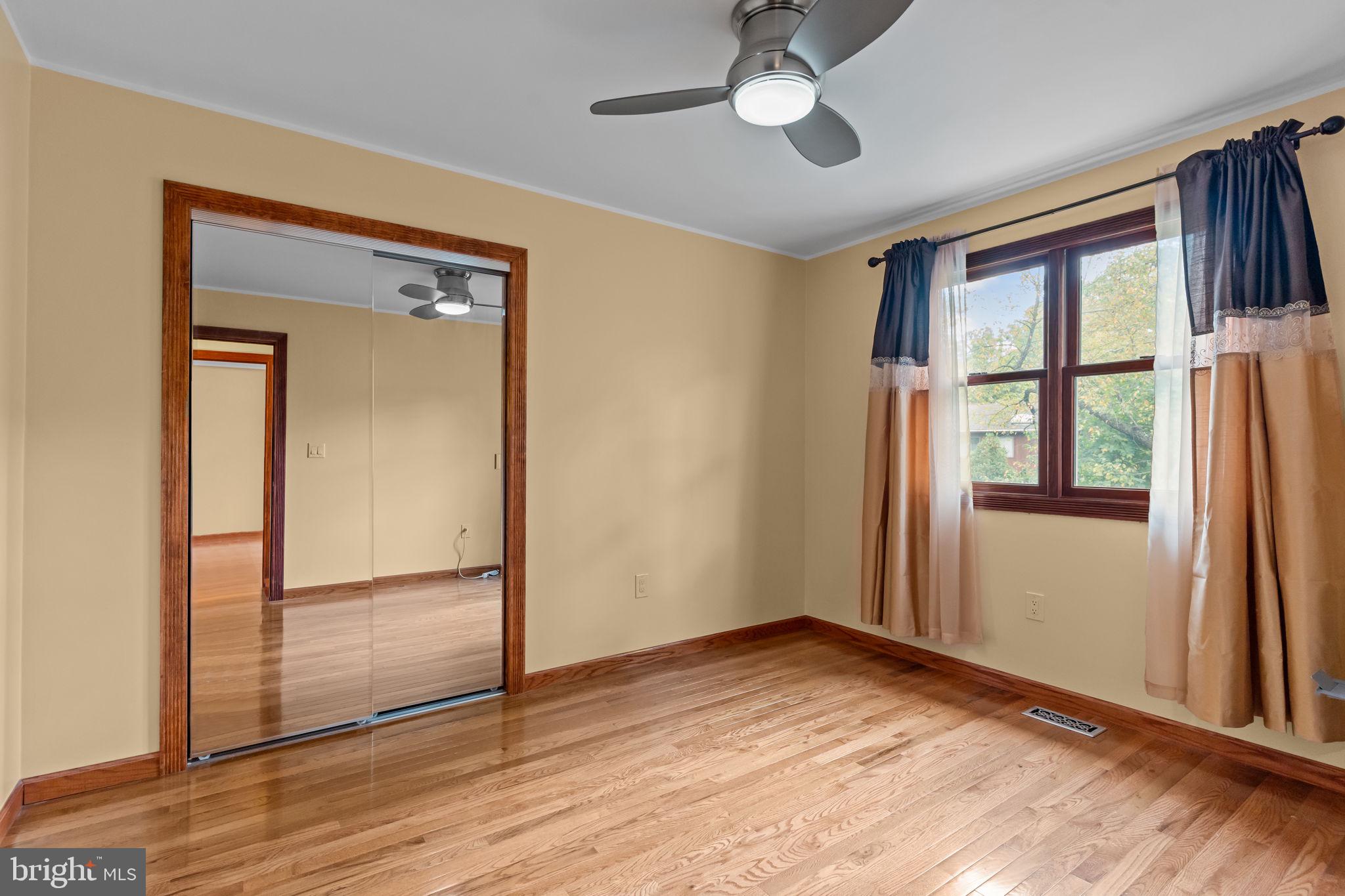 LONGFIELD WOODS - Residential