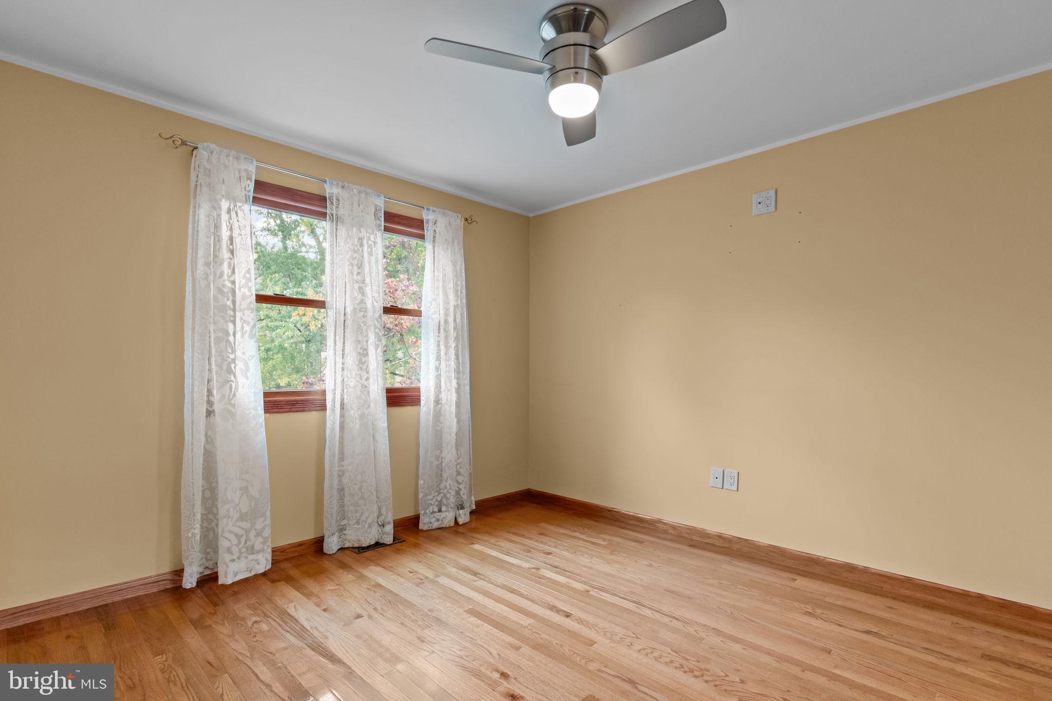 LONGFIELD WOODS - Residential