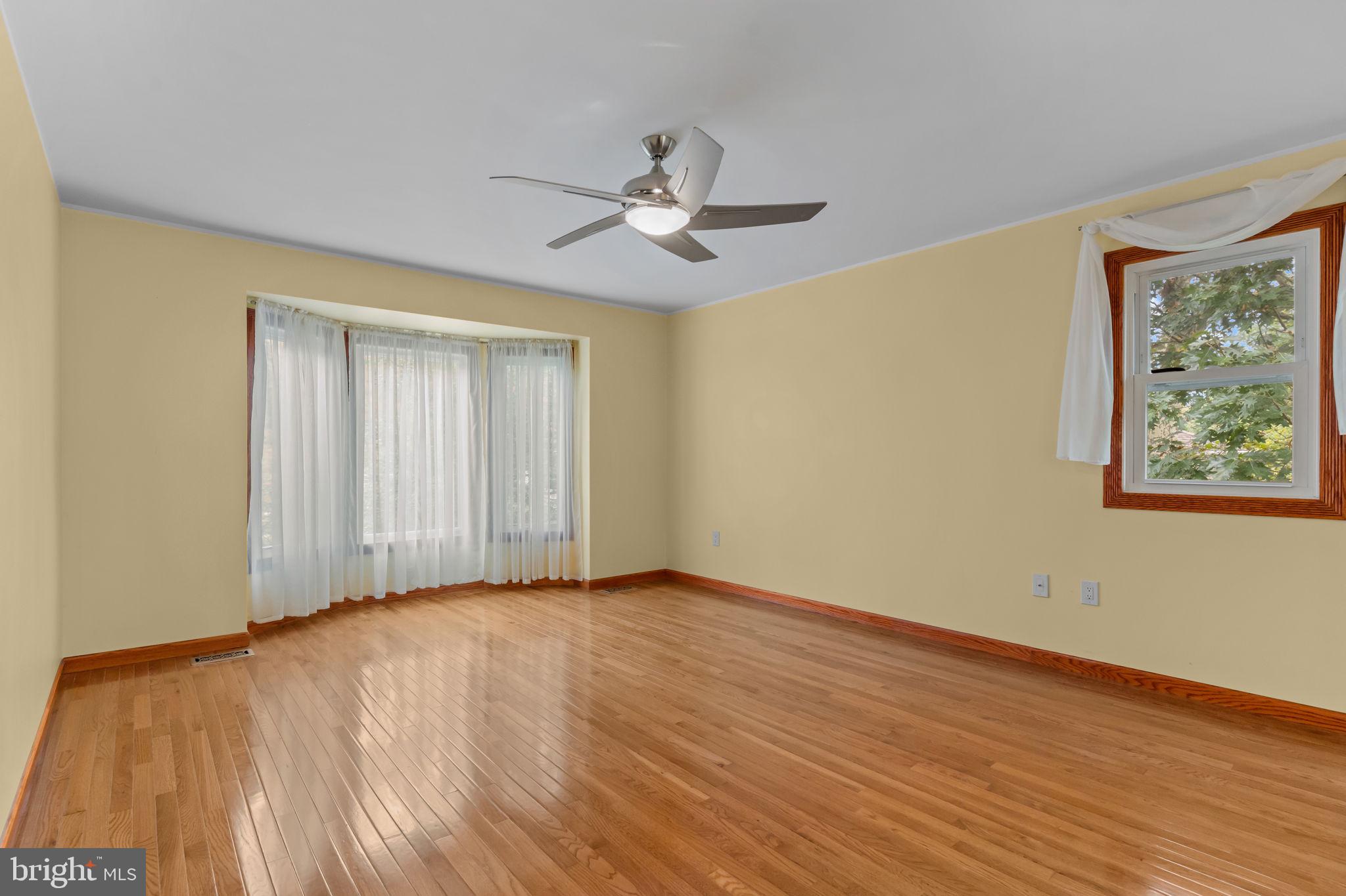 LONGFIELD WOODS - Residential