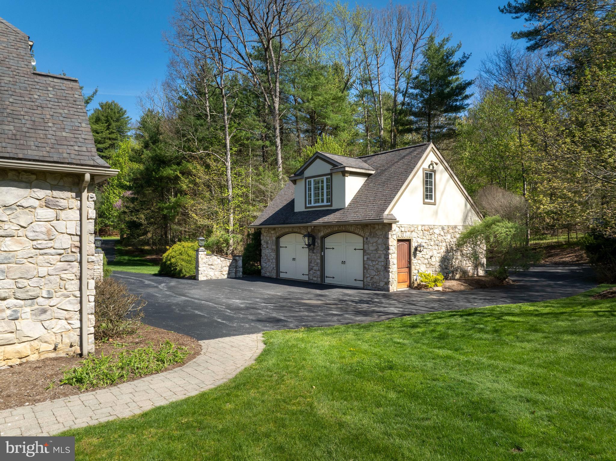 CEDAR CLIFF - Residential