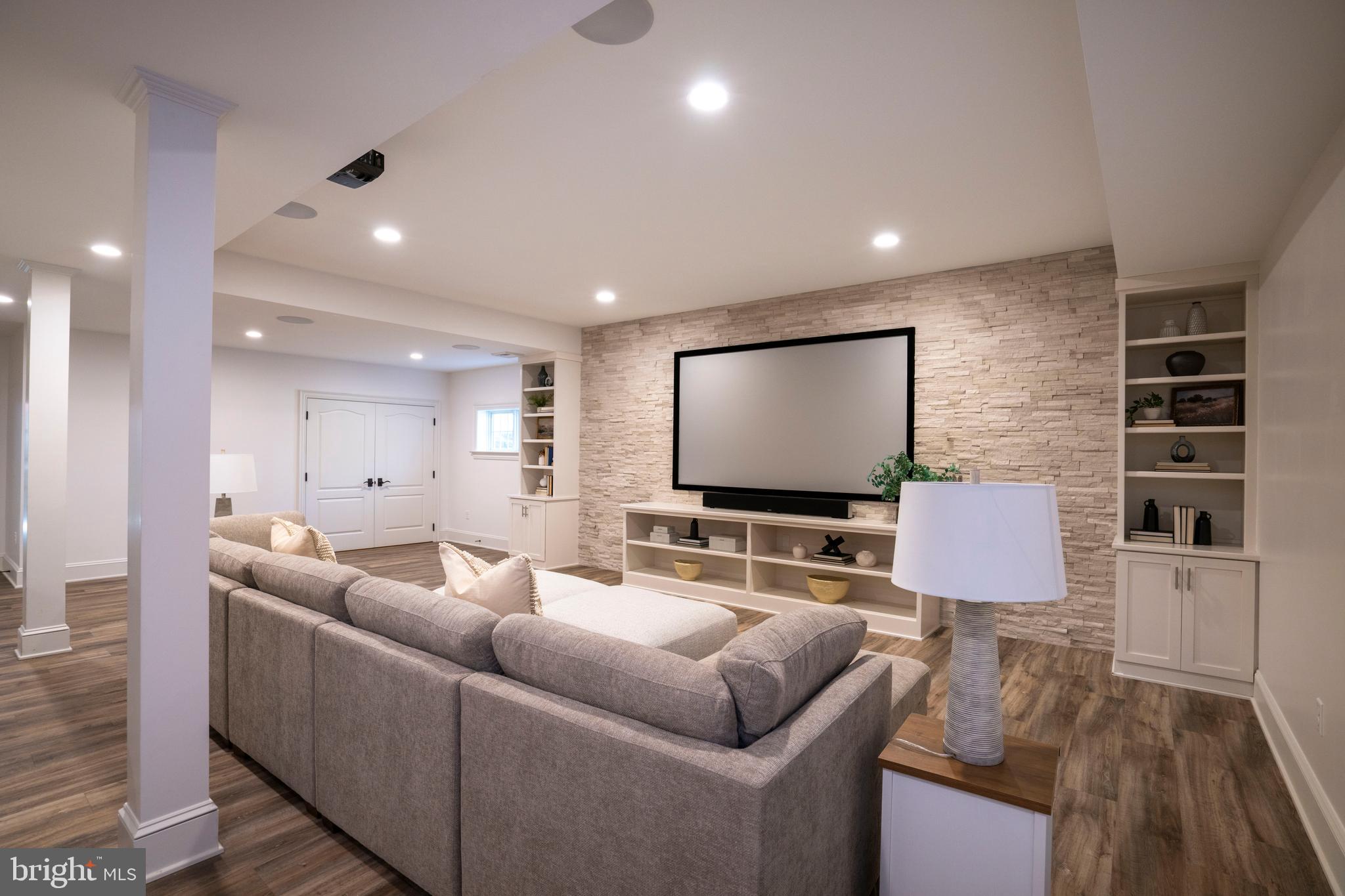 CEDAR CLIFF - Residential