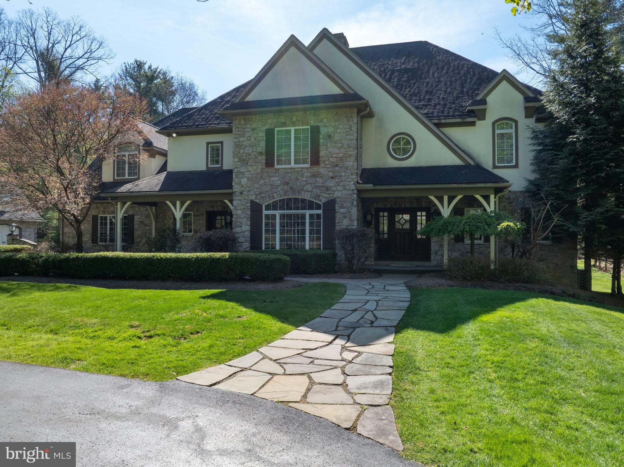 CEDAR CLIFF - Residential