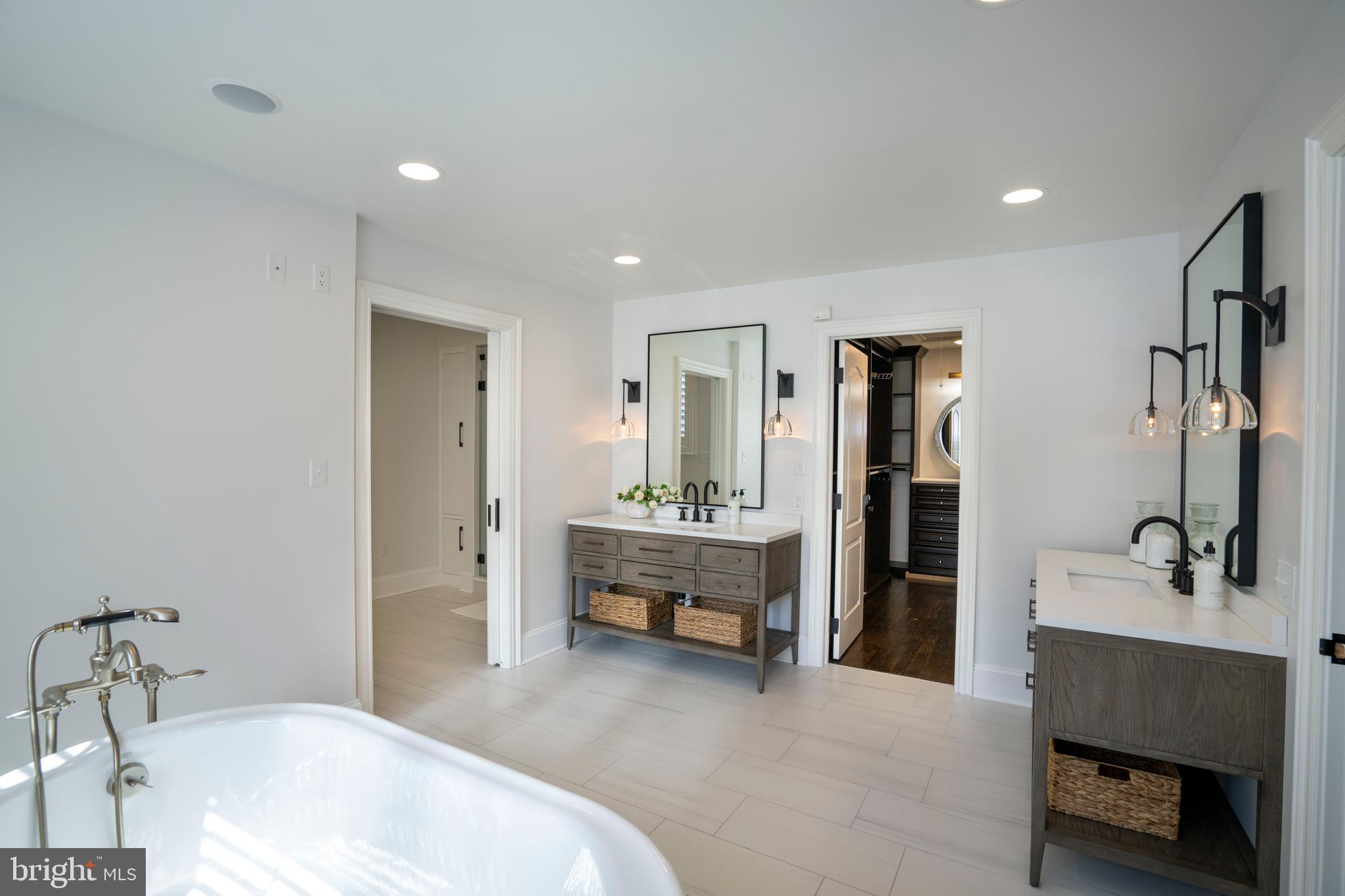 CEDAR CLIFF - Residential