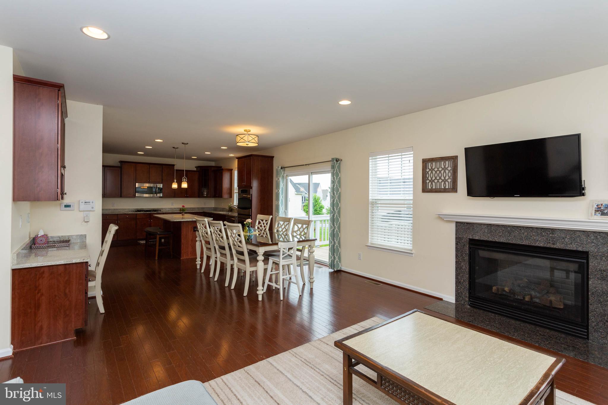 HOPE HILL CROSSING - Residential