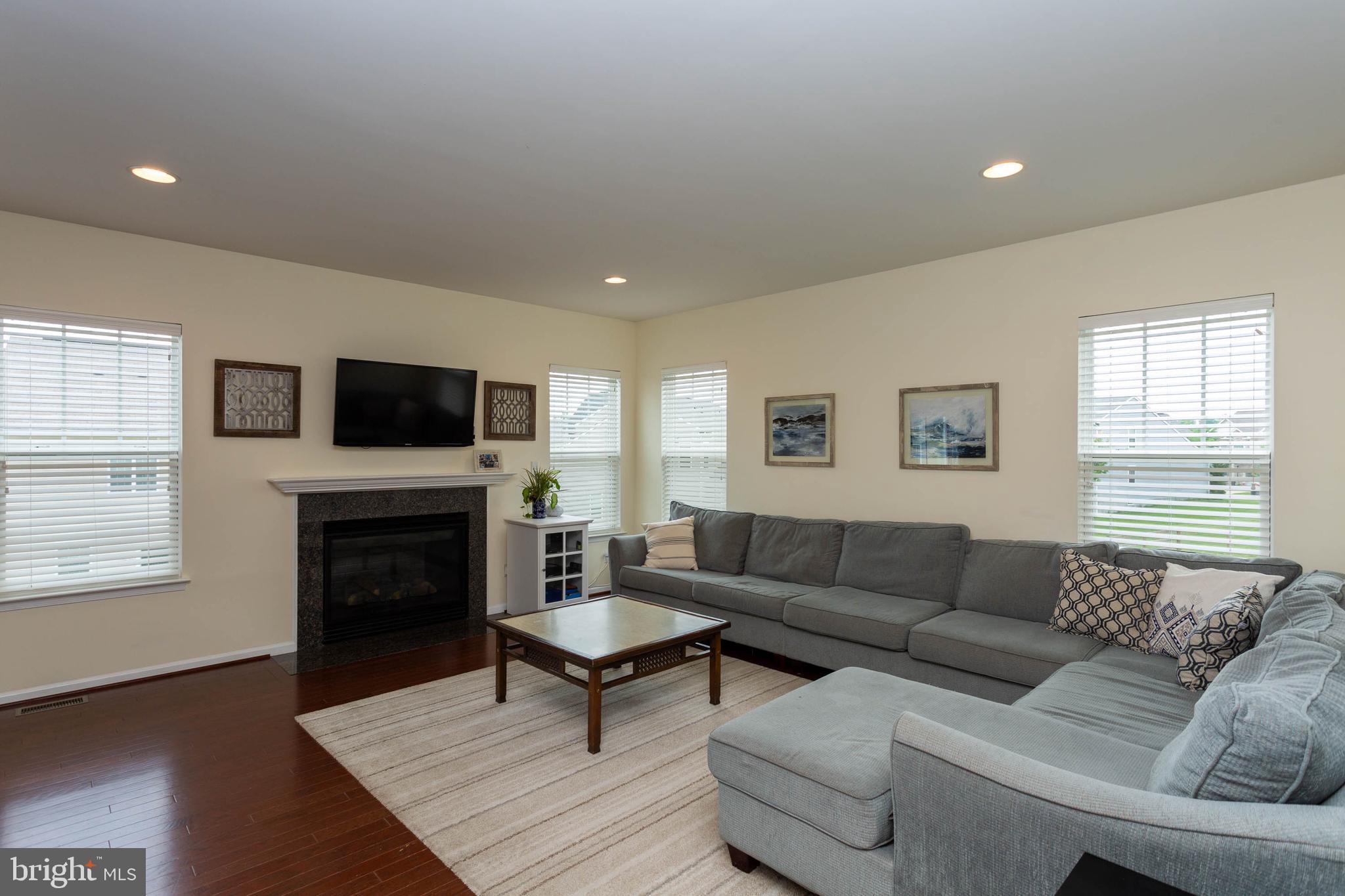 HOPE HILL CROSSING - Residential