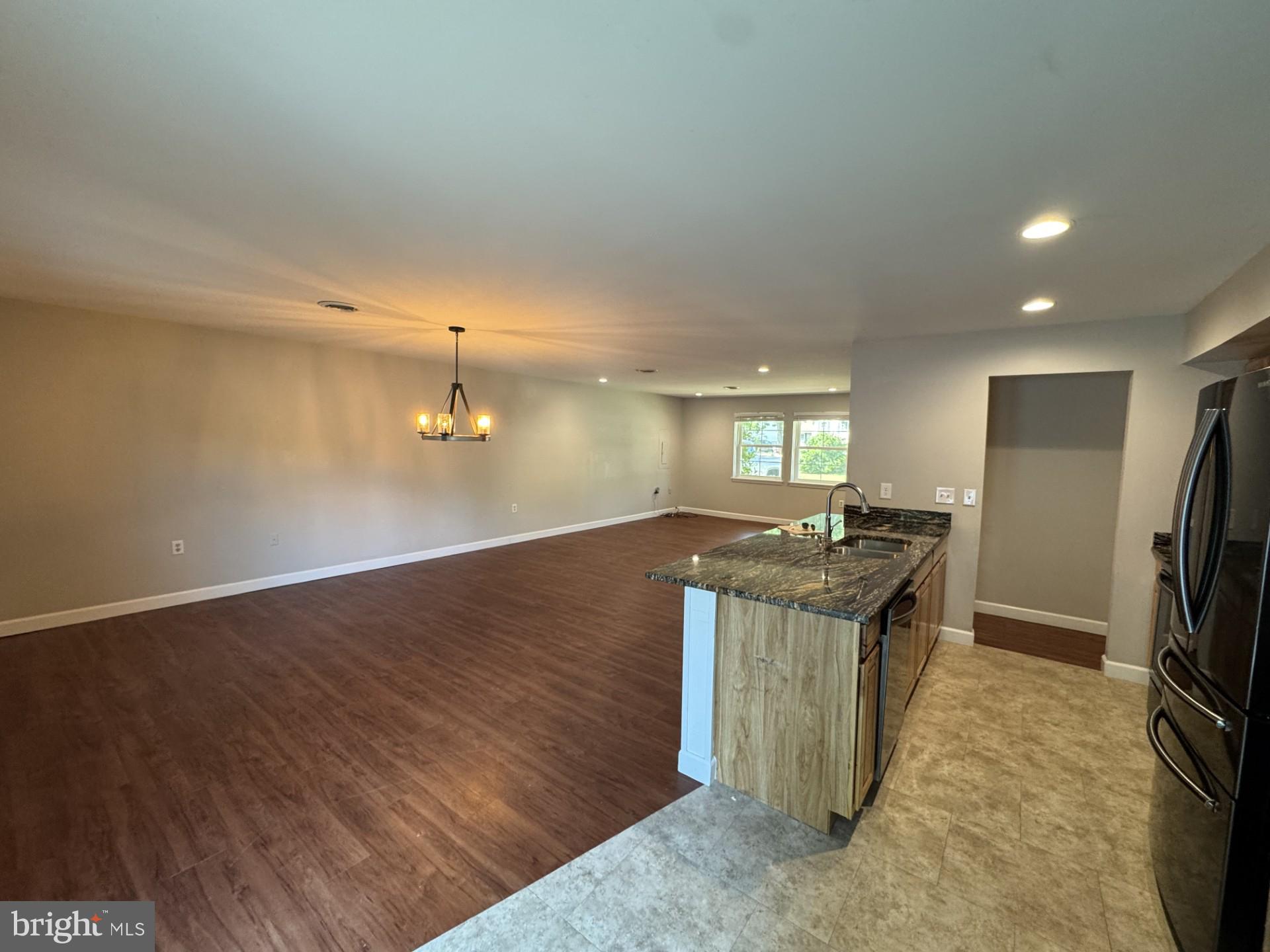 STONEY RIDGE - Residential Lease