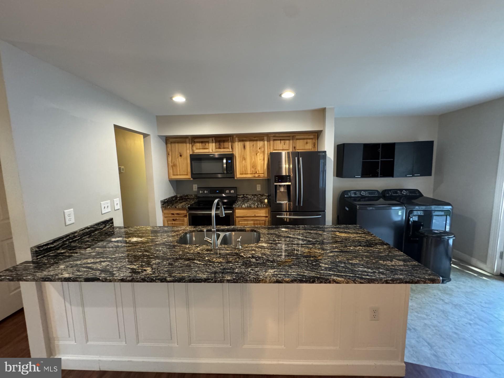 STONEY RIDGE - Residential Lease