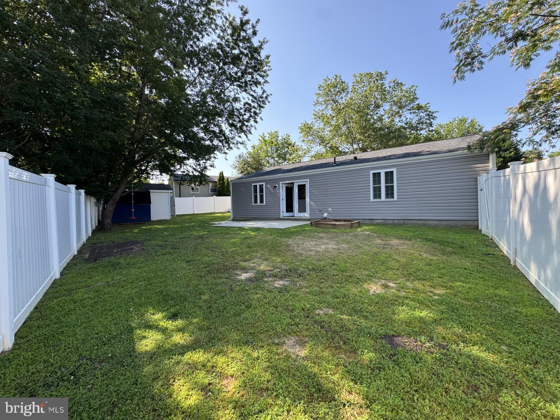 STONEY RIDGE - Residential Lease