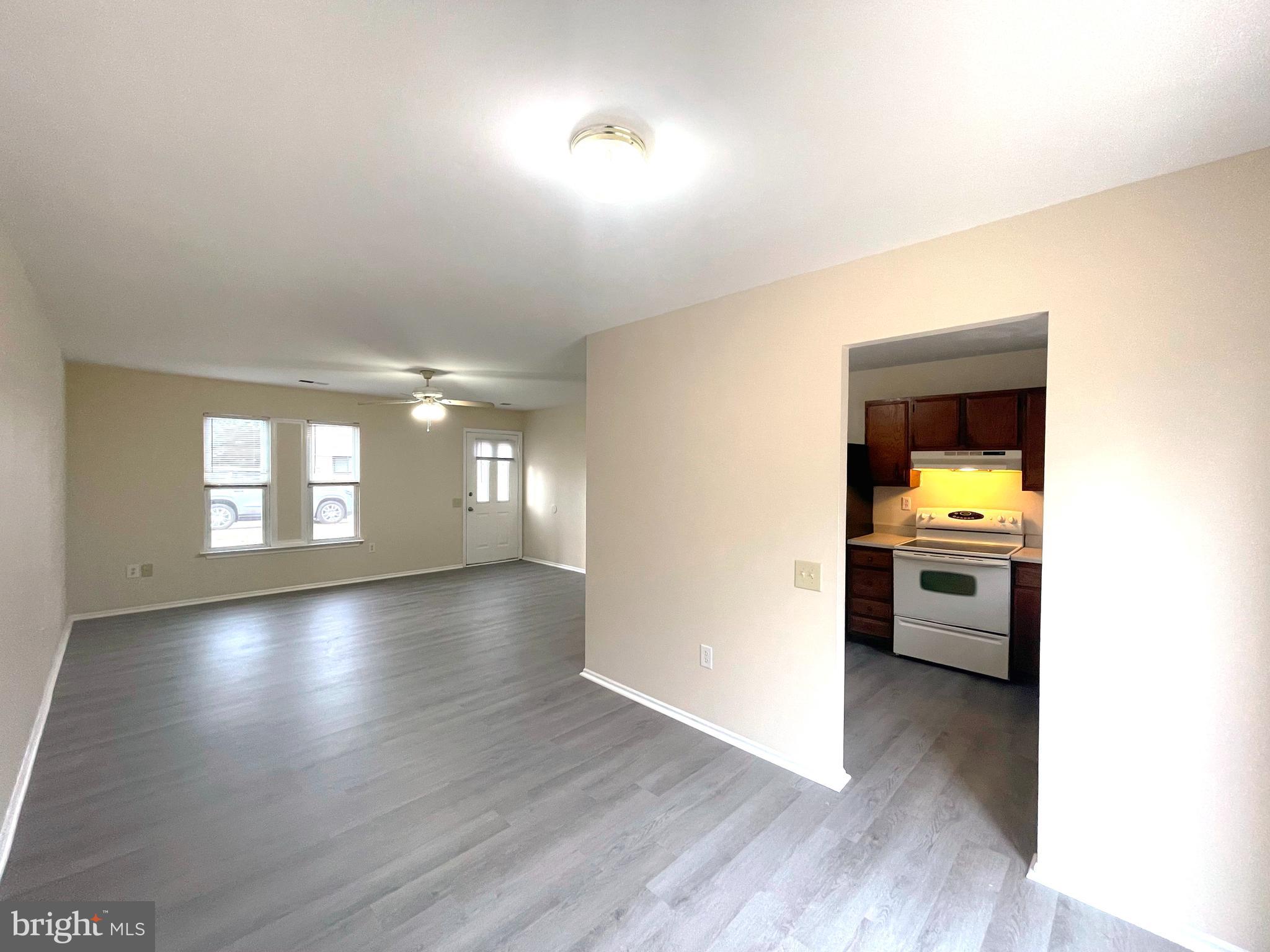 ST CHARLES SUB - WAKEFIELD - Residential Lease