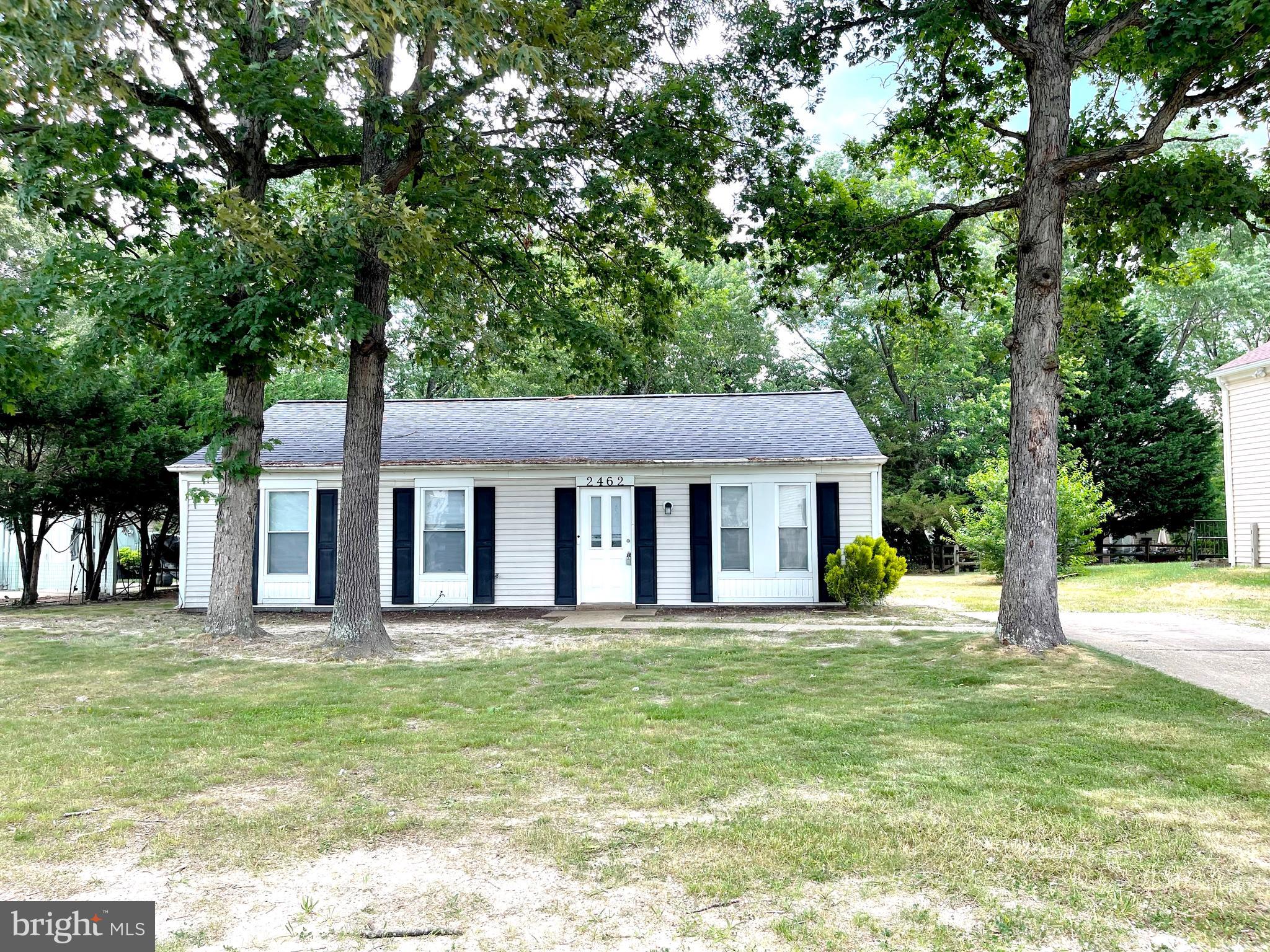 ST CHARLES SUB - WAKEFIELD - Residential Lease