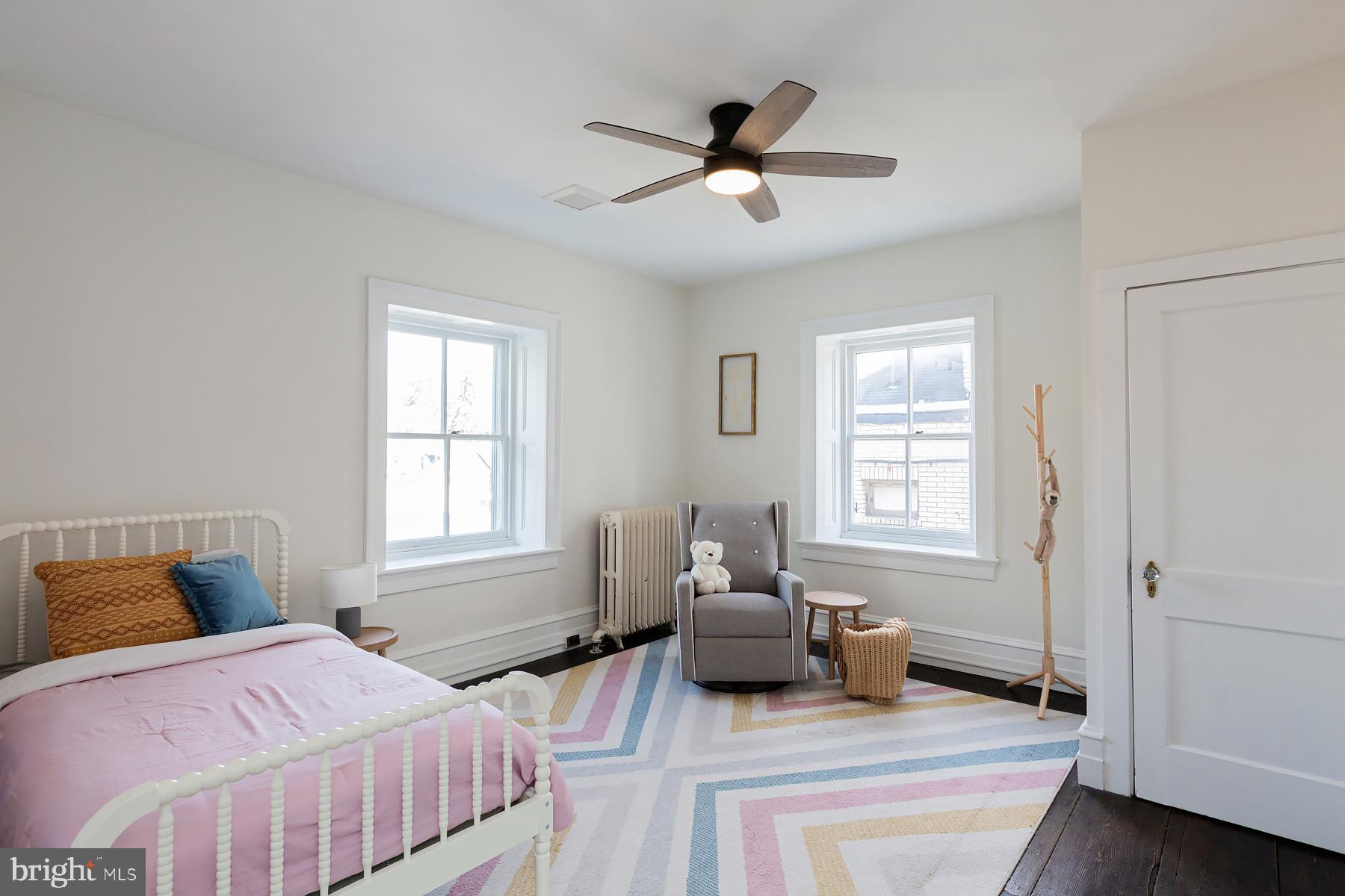 CHESTNUT HILL - Residential