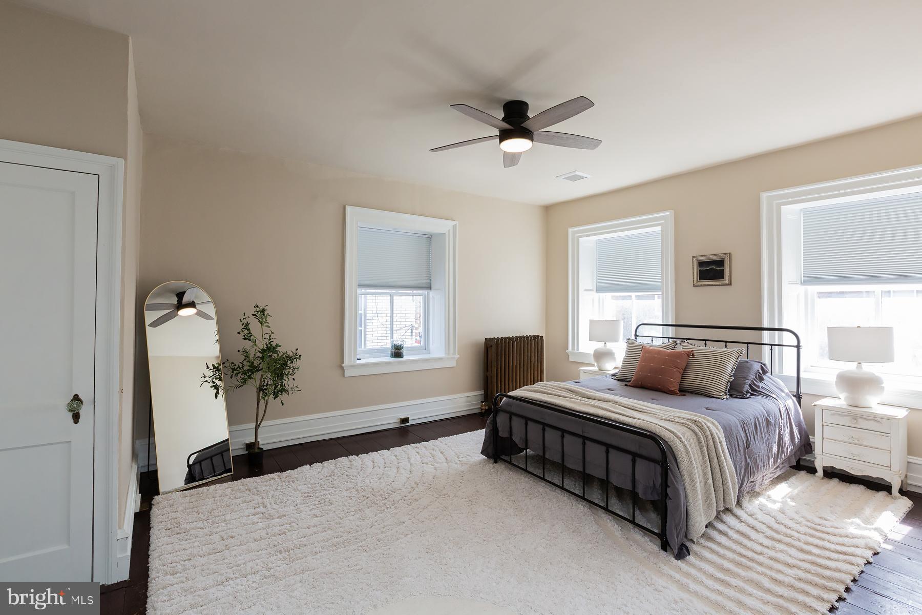 CHESTNUT HILL - Residential