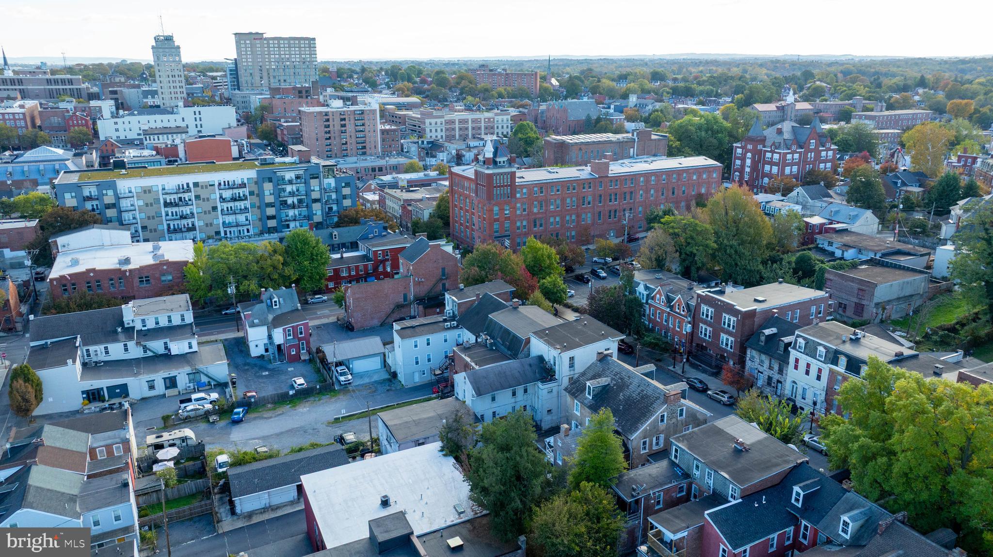 CHESTNUT HILL - Residential