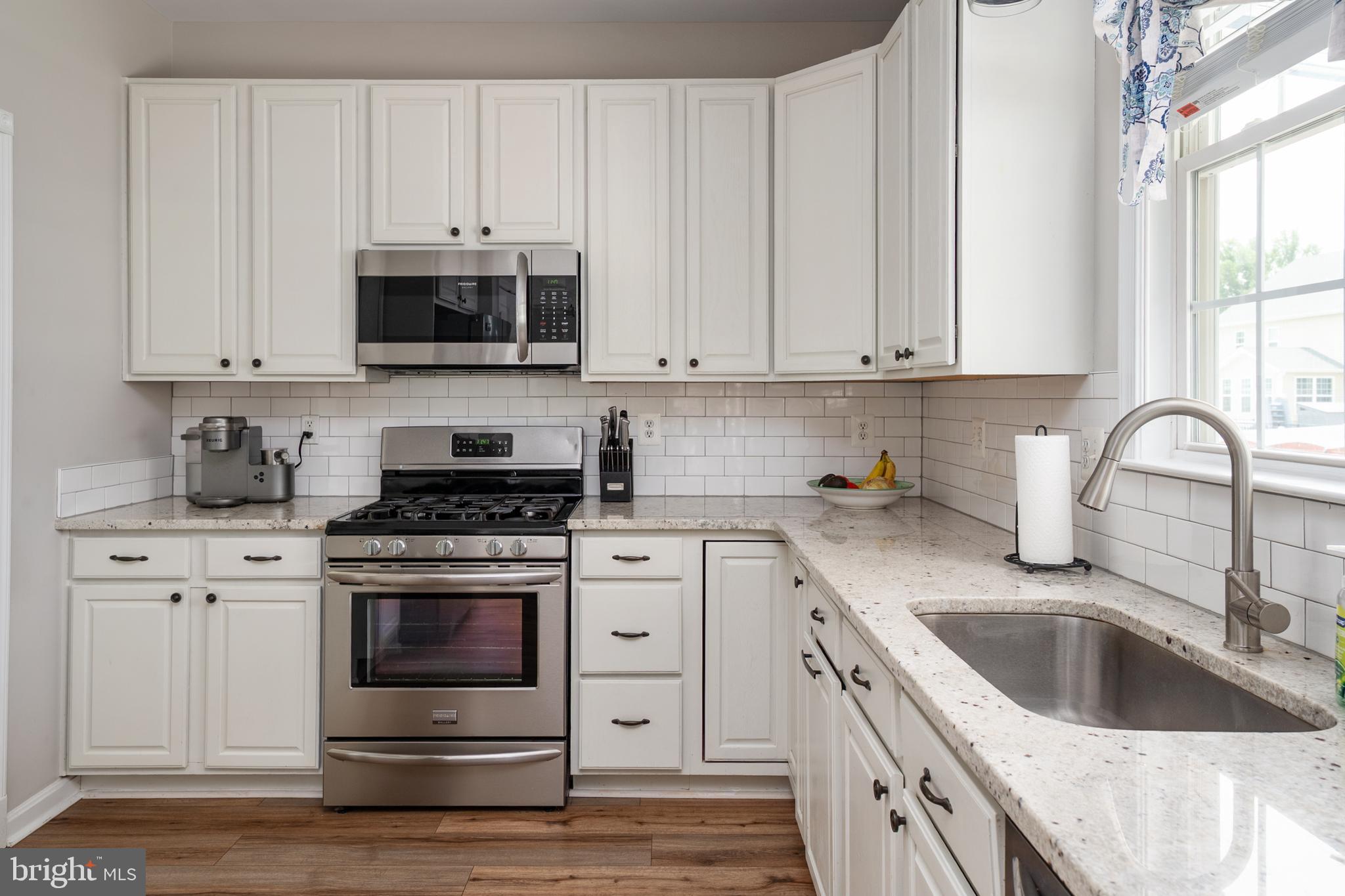 NORTH BROOK - Residential