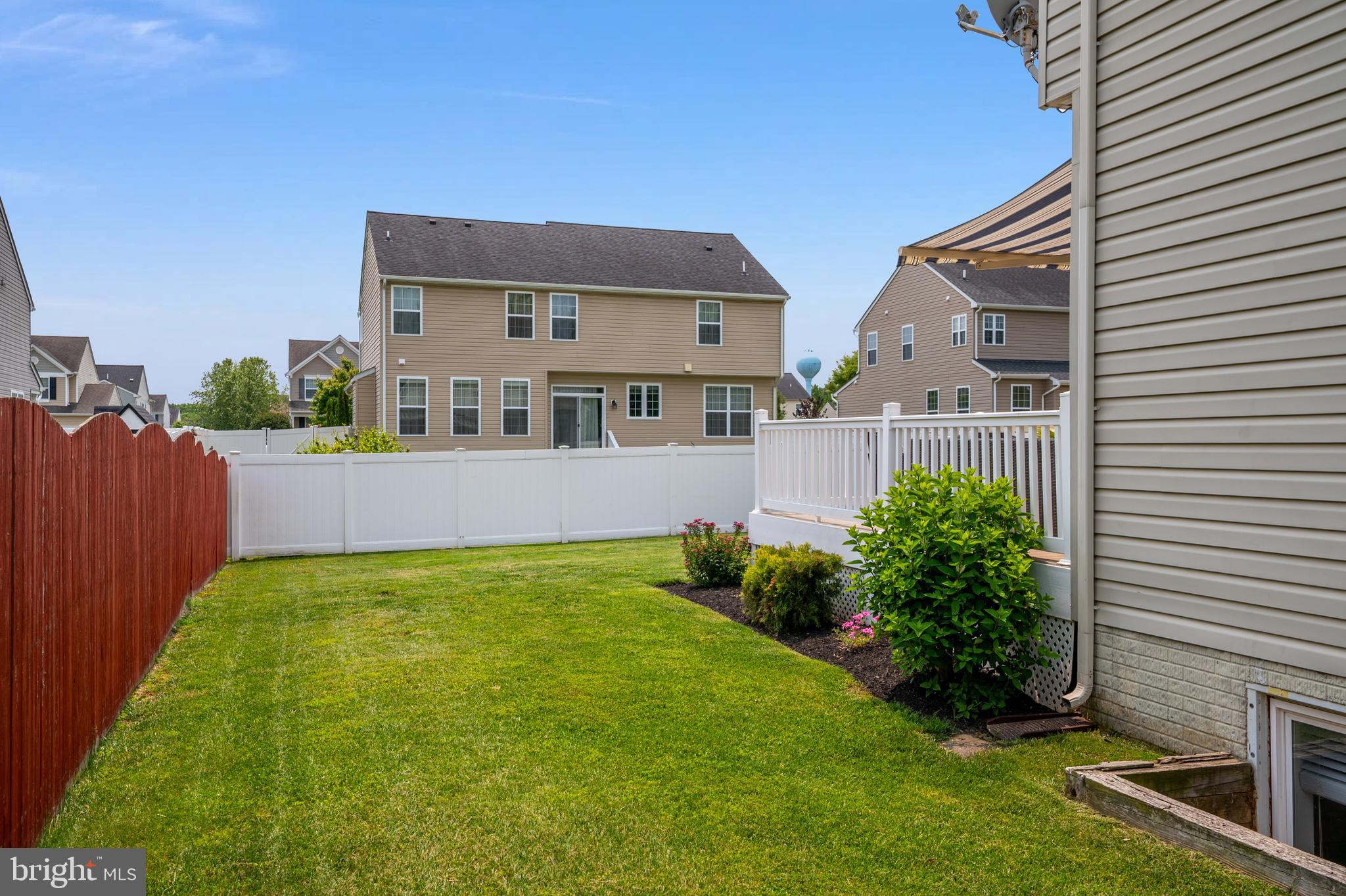 NORTH BROOK - Residential