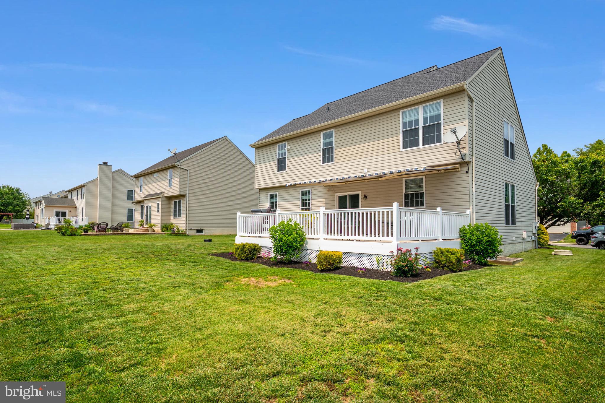 NORTH BROOK - Residential