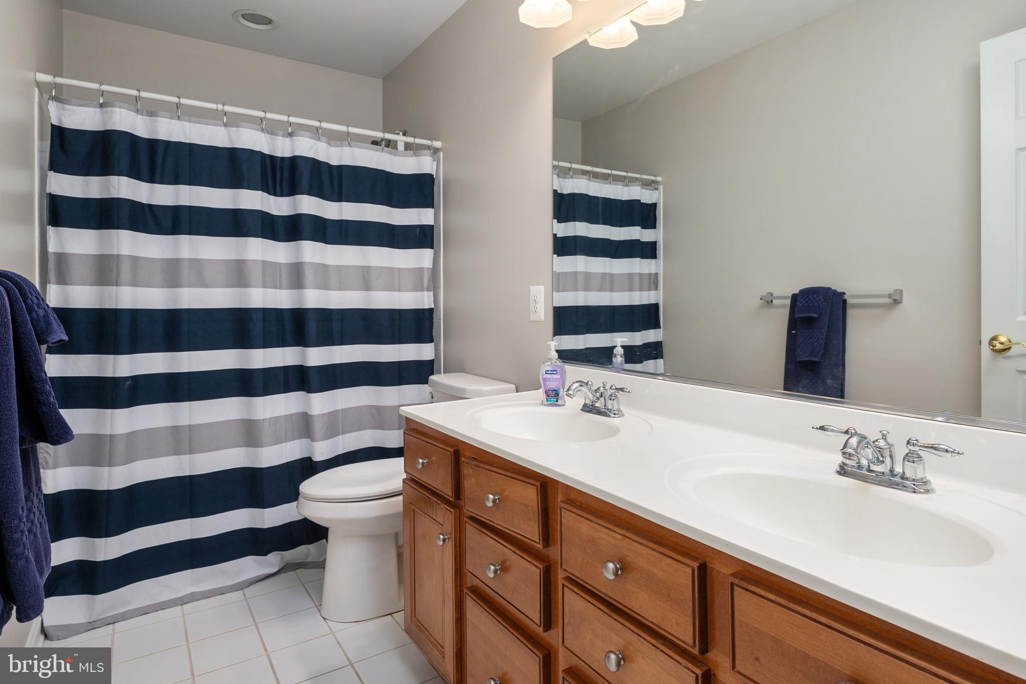 NORTH BROOK - Residential