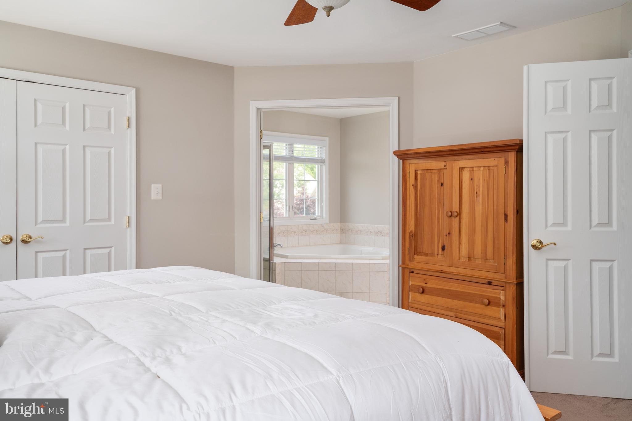 NORTH BROOK - Residential