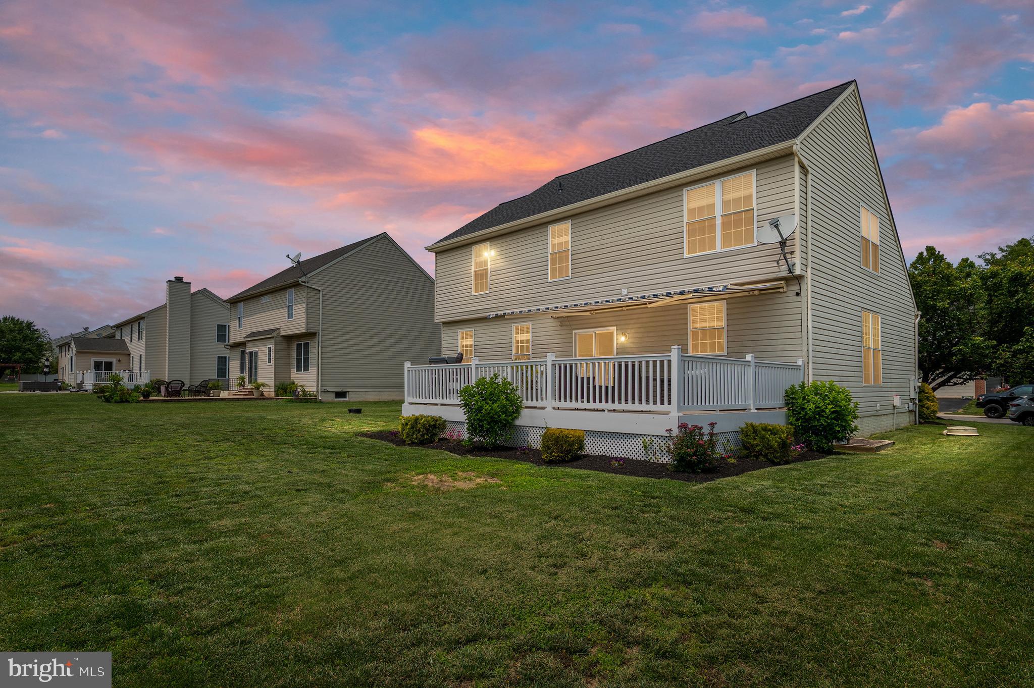 NORTH BROOK - Residential