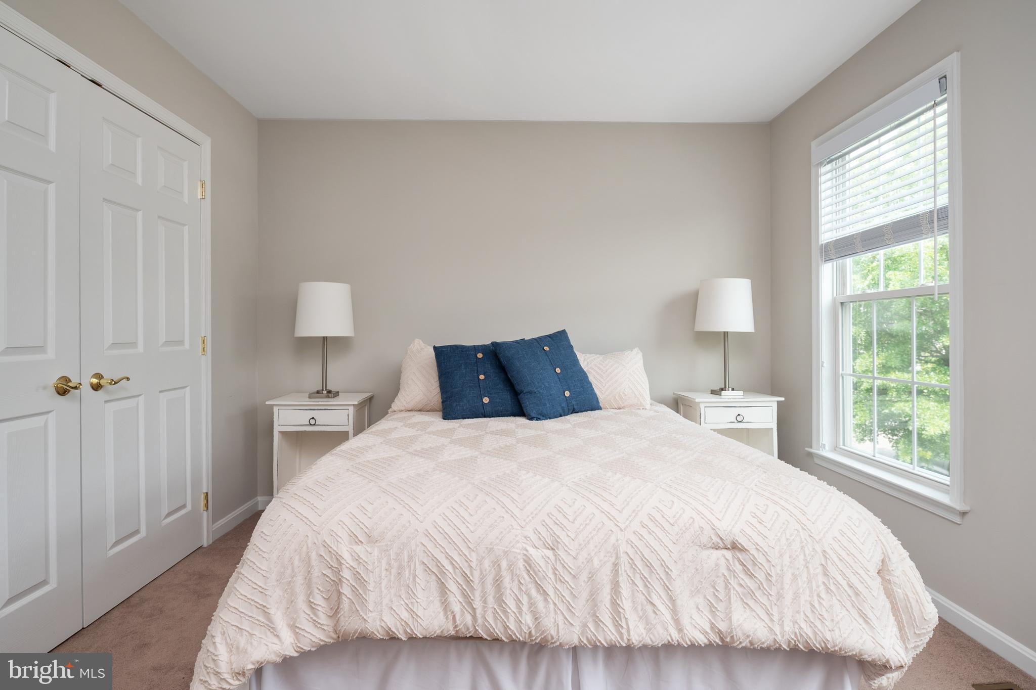 NORTH BROOK - Residential