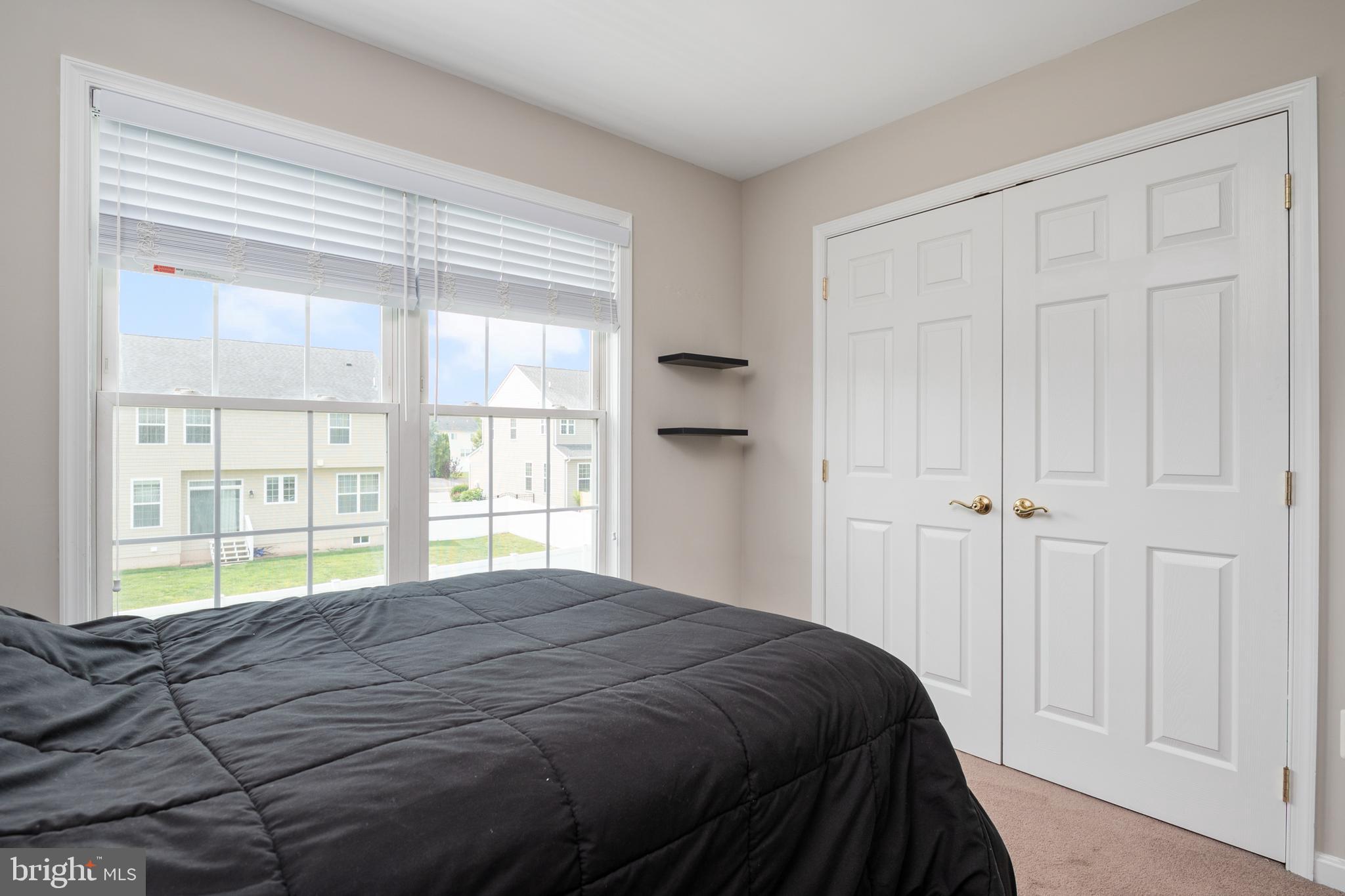 NORTH BROOK - Residential