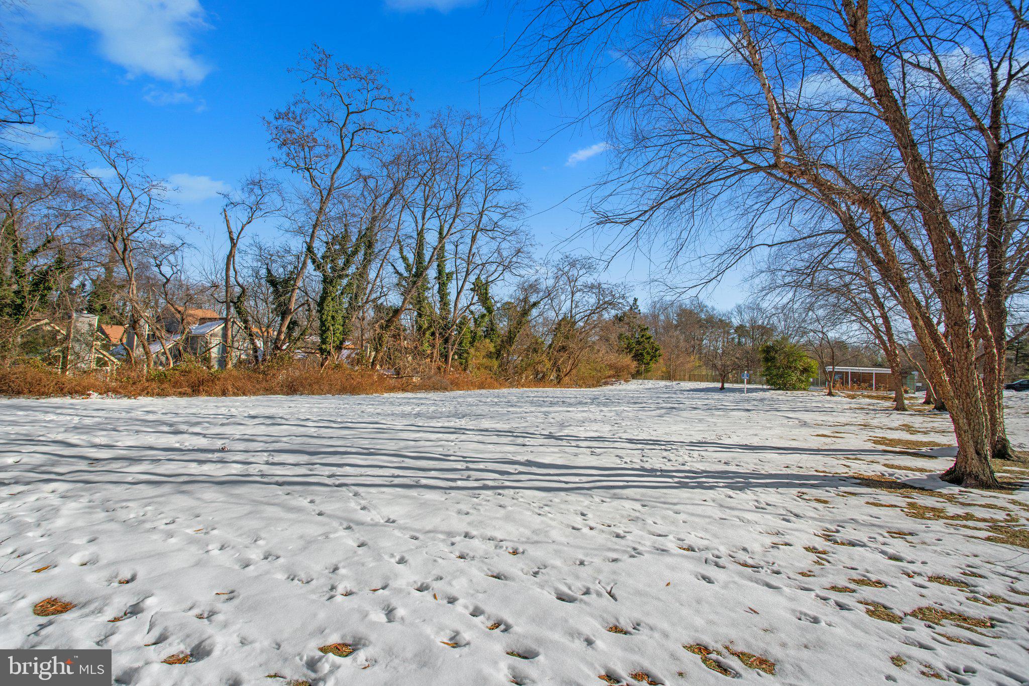 ANNAPOLIS ROADS WEST - Residential