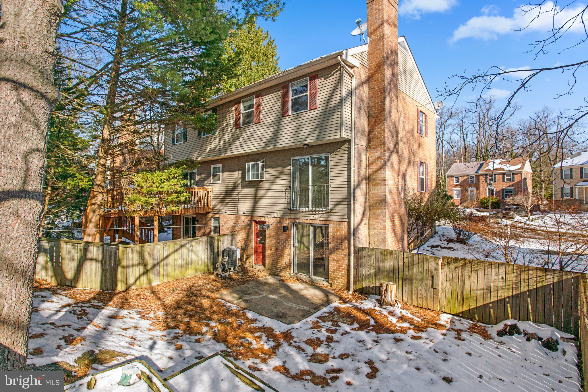 ANNAPOLIS ROADS WEST - Residential