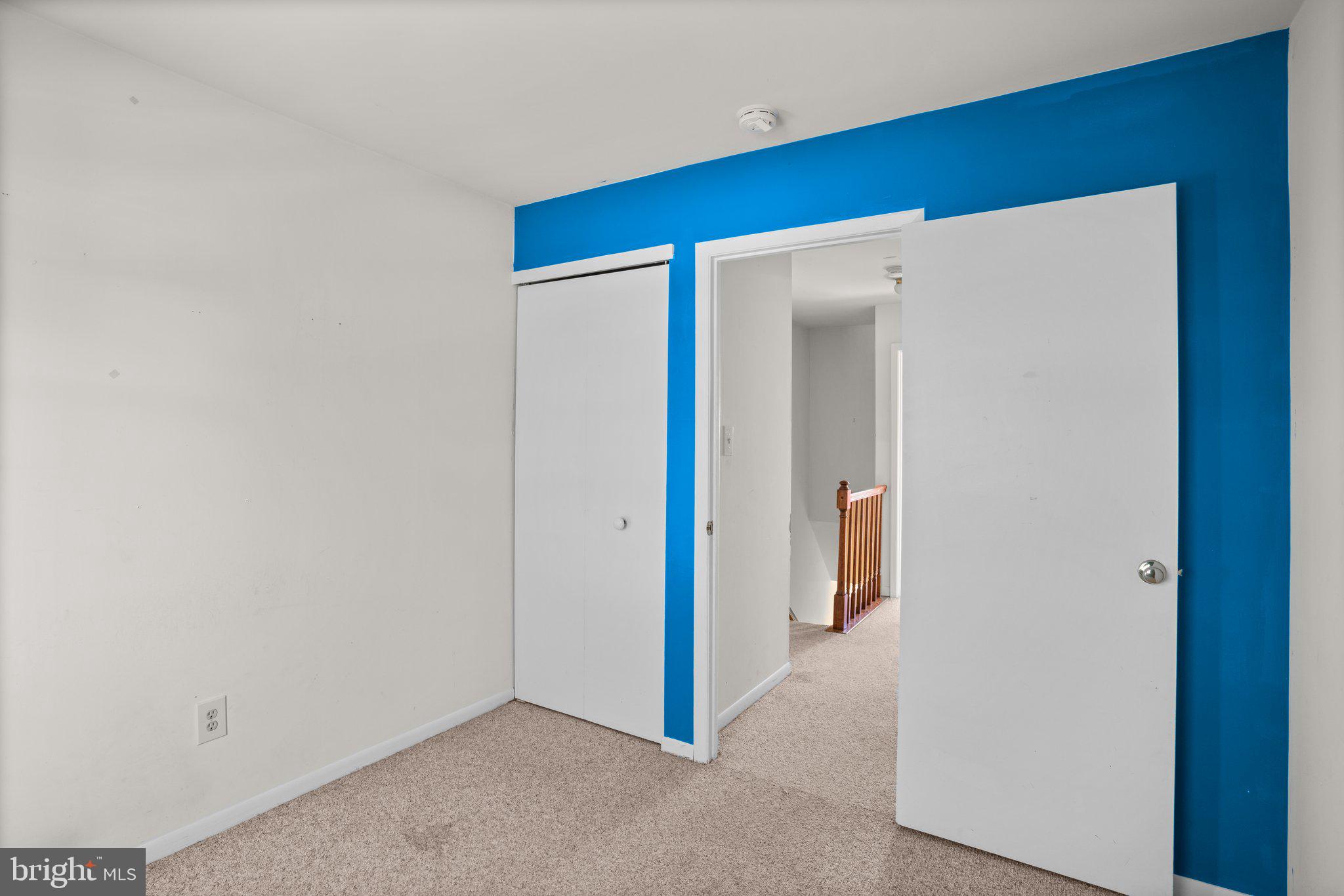 ANNAPOLIS ROADS WEST - Residential