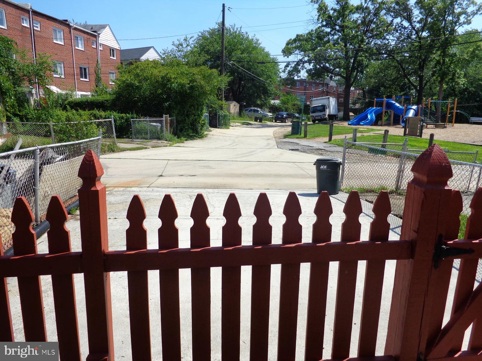 HILLENDALE - Residential