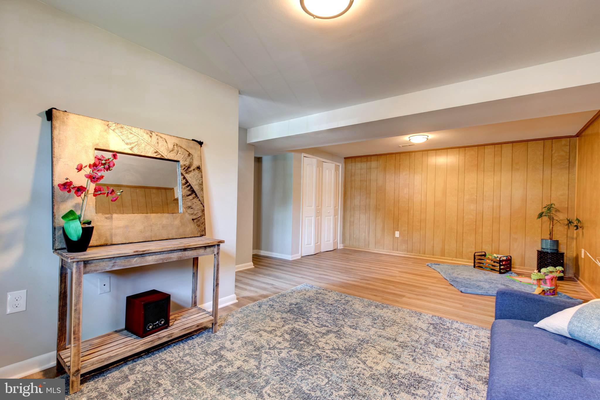 DALE CITY - Residential