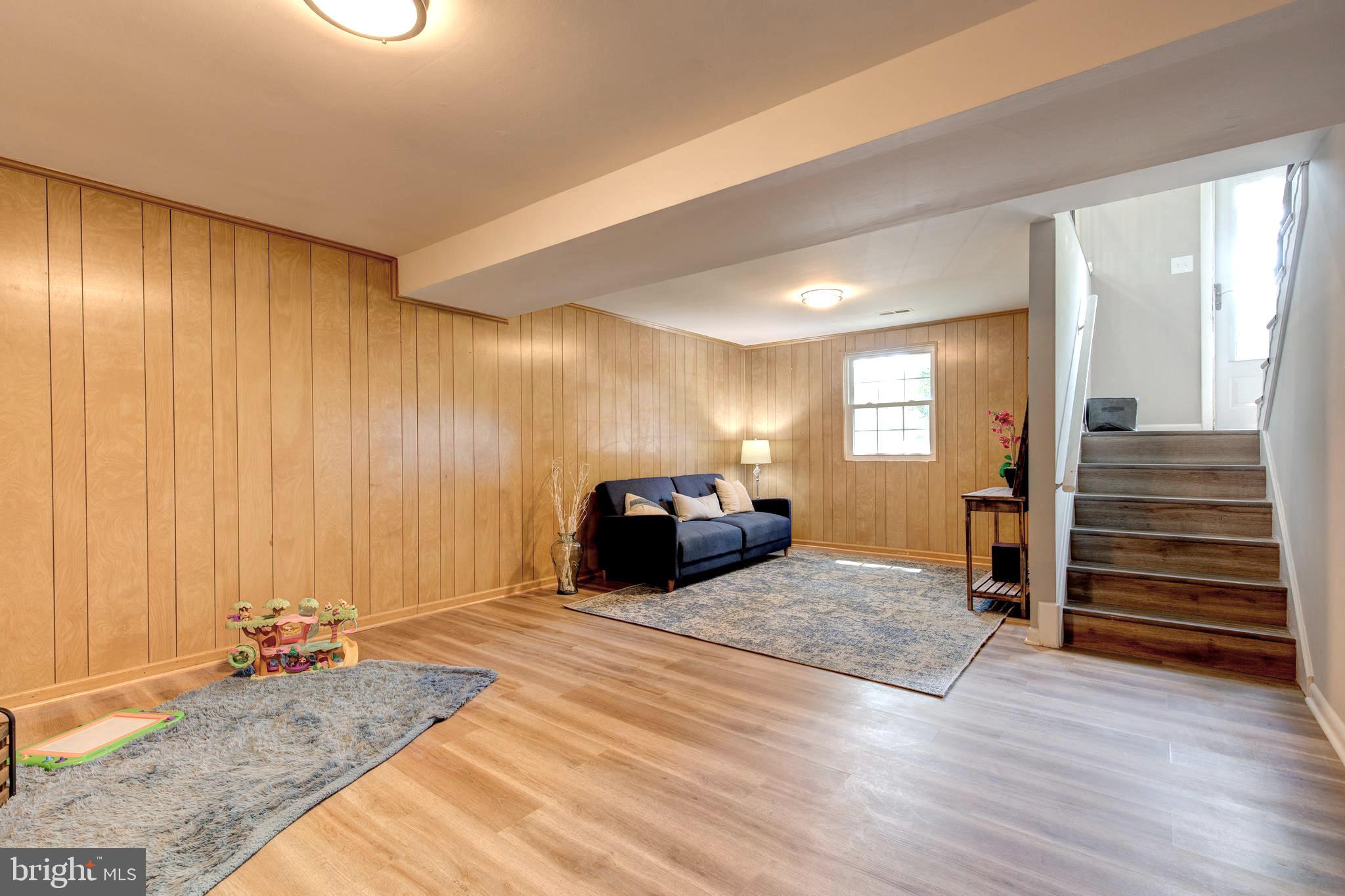 DALE CITY - Residential