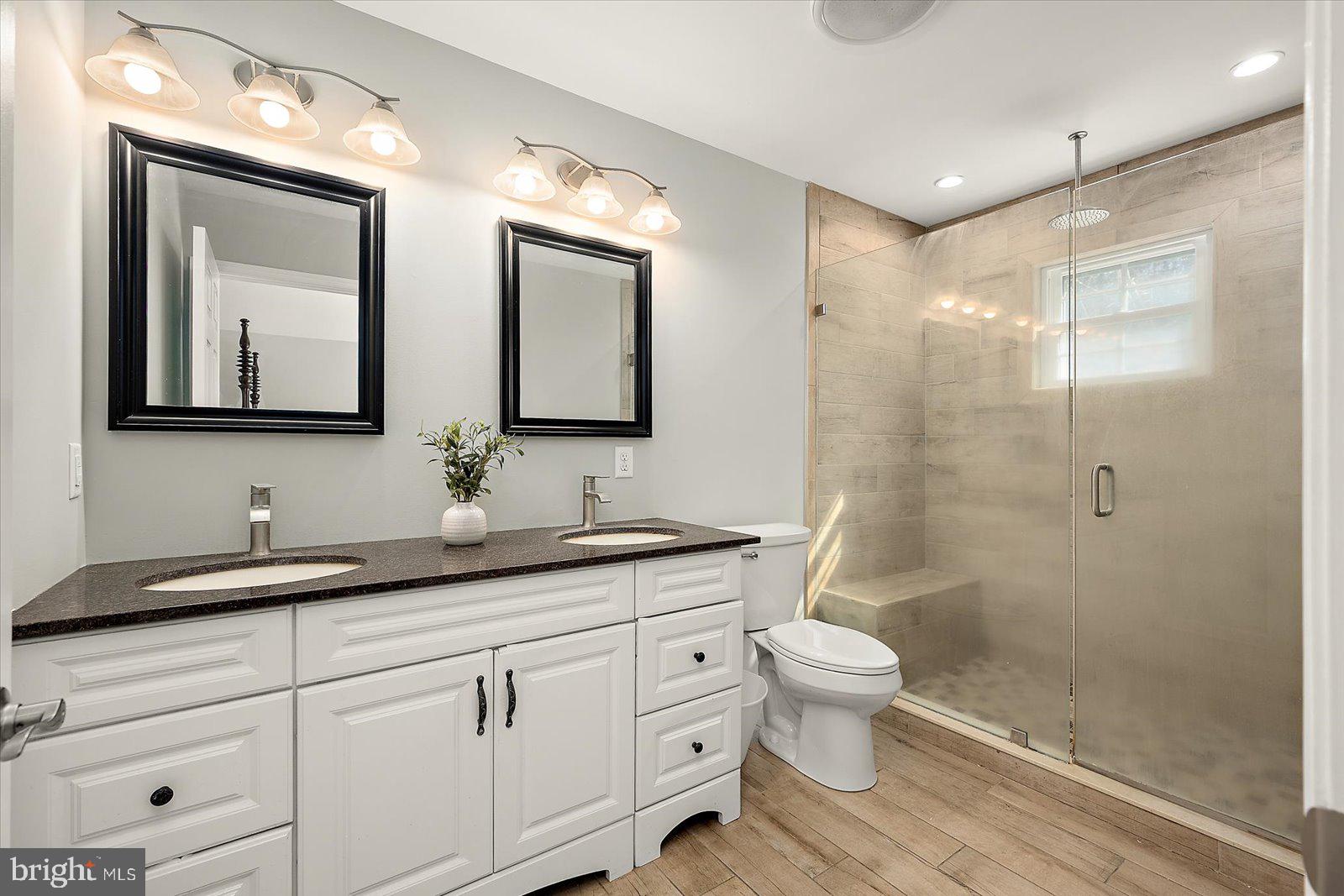 CAPE ISLE OF WIGHT - Residential