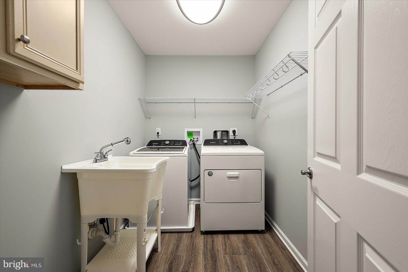 CAPE ISLE OF WIGHT - Residential