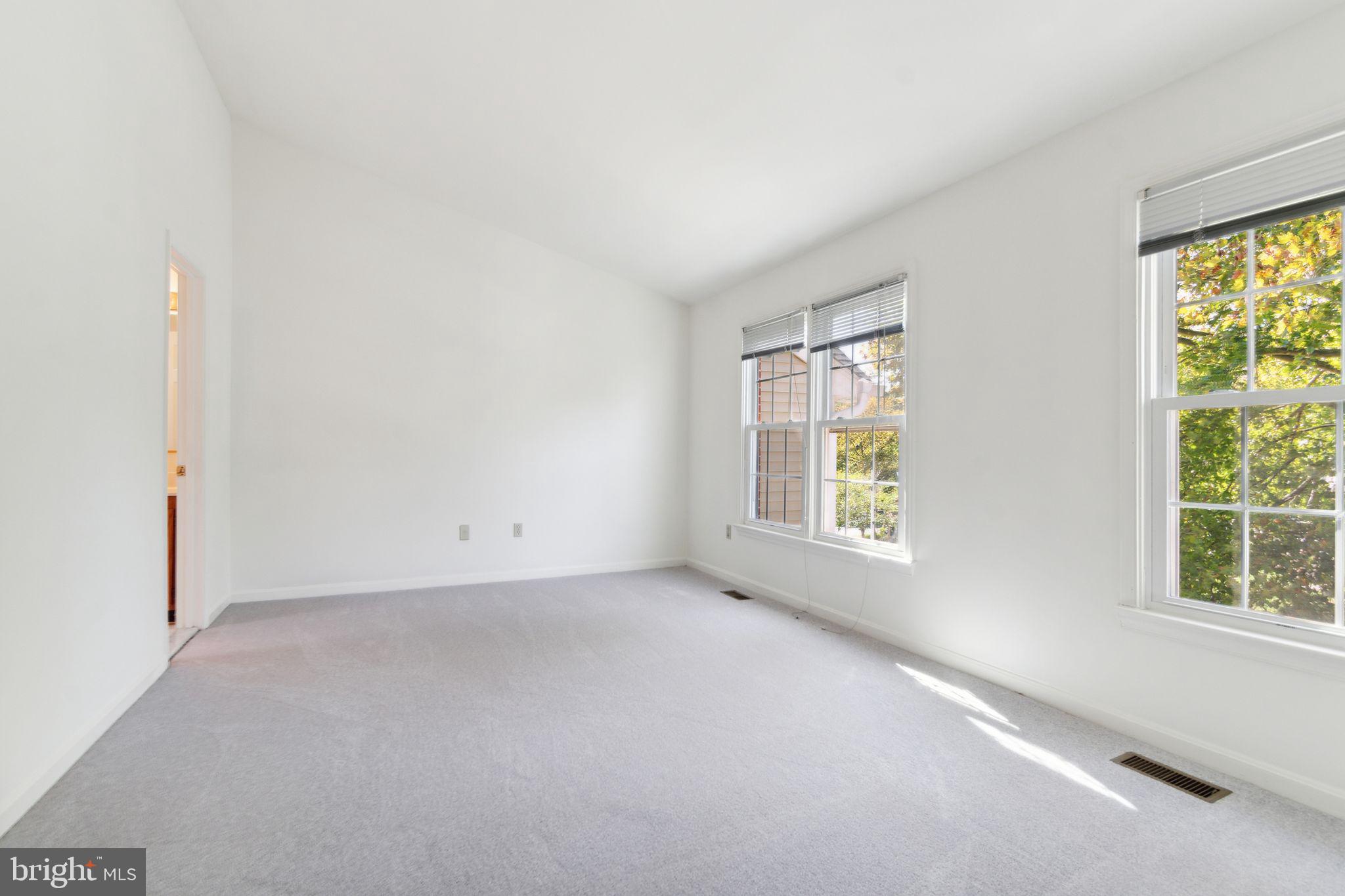 COMPTON VALLEY ESTATES - Residential