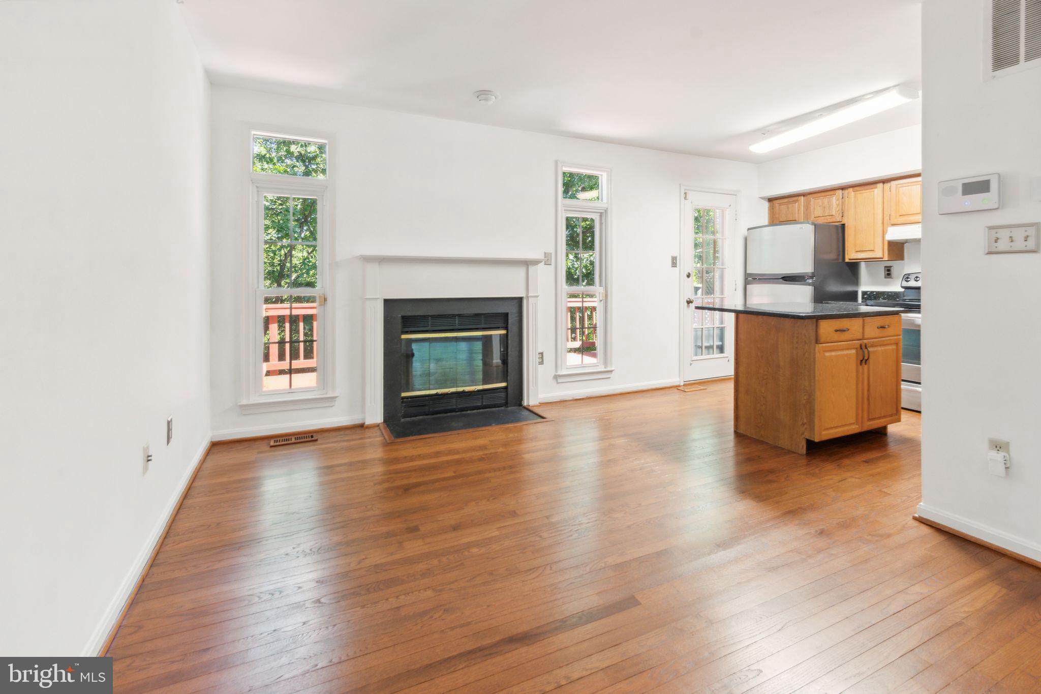 COMPTON VALLEY ESTATES - Residential