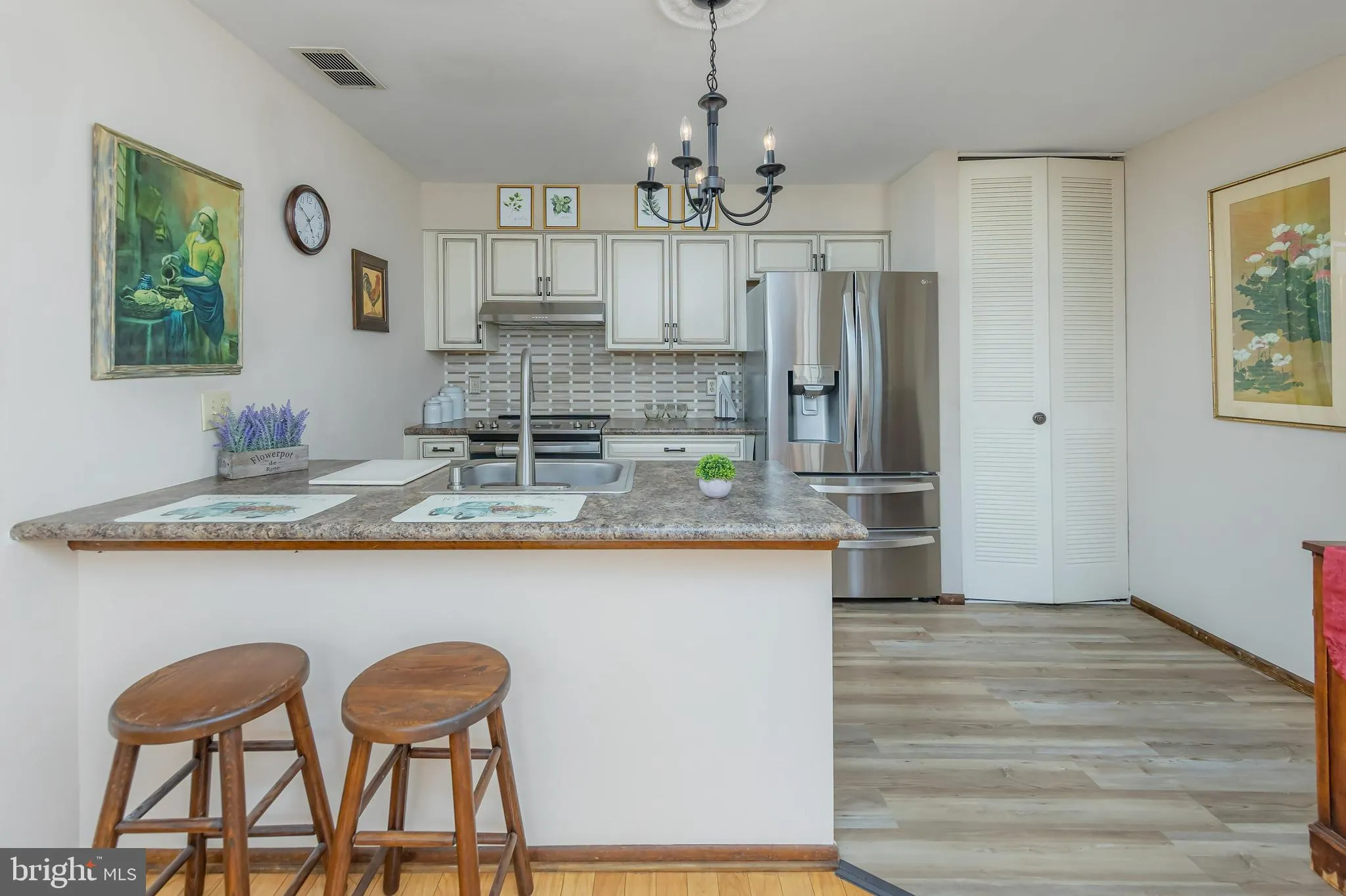 West Deptford, New Jersey 08051, United States, 2 Bedrooms Bedrooms, ,2 BathroomsBathrooms,Residential,Pending,124528