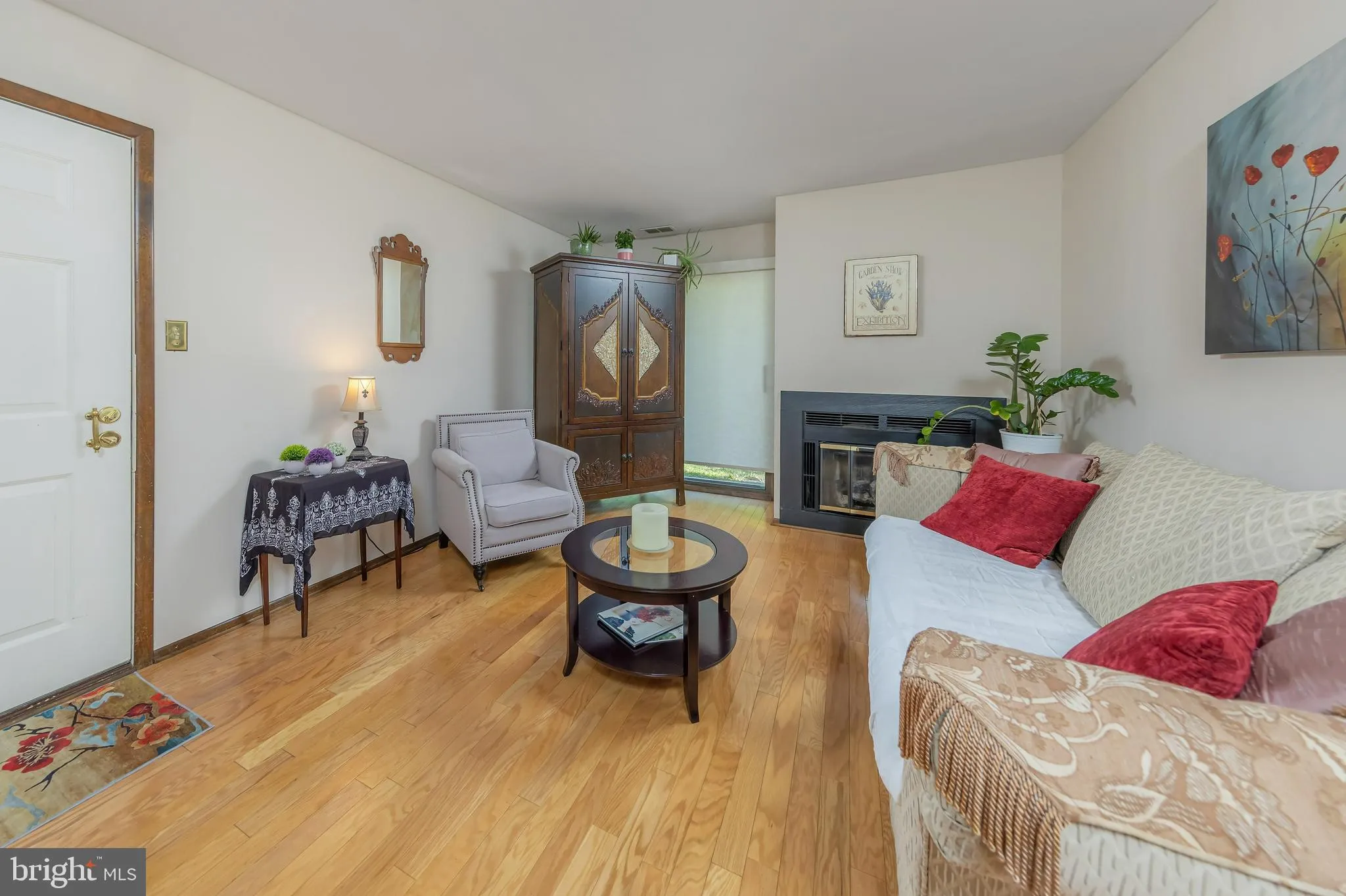 West Deptford, New Jersey 08051, United States, 2 Bedrooms Bedrooms, ,2 BathroomsBathrooms,Residential,Pending,124528