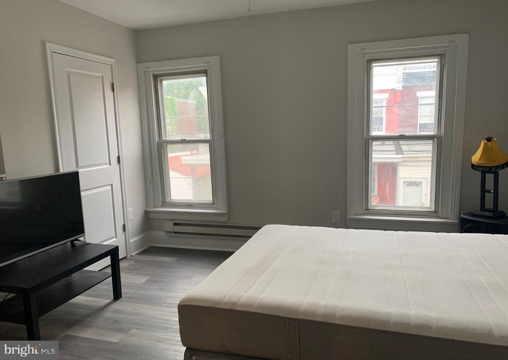 FRANKFORD - Residential Lease