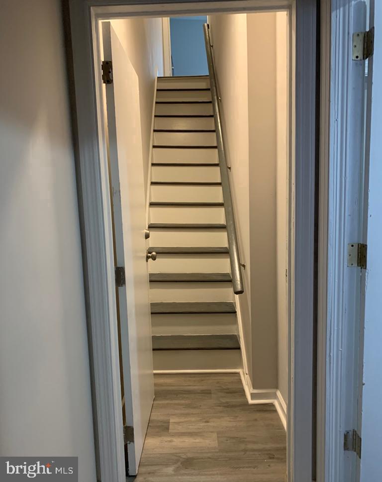 FRANKFORD - Residential Lease