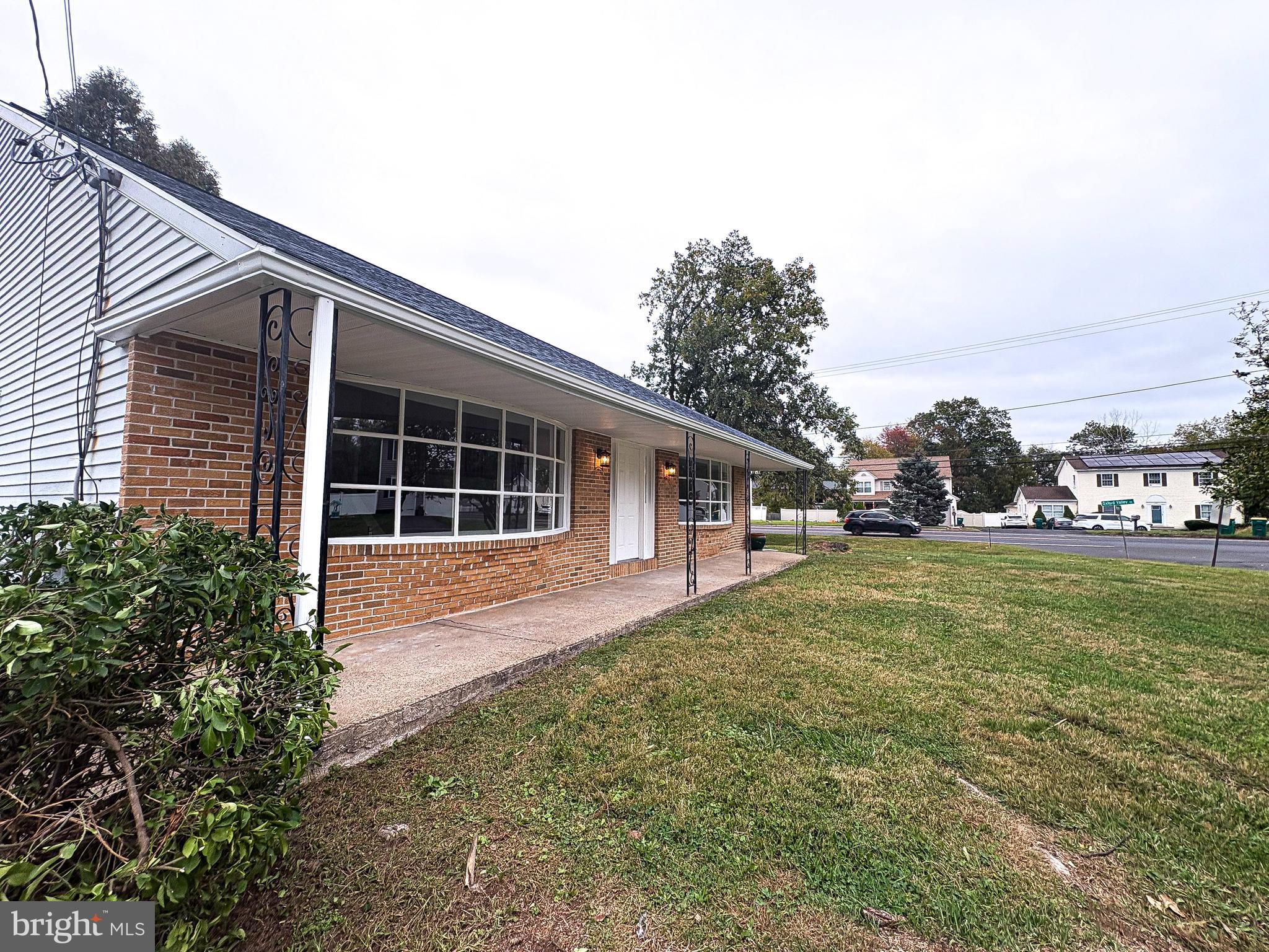 ELMWOOD TERR - Residential