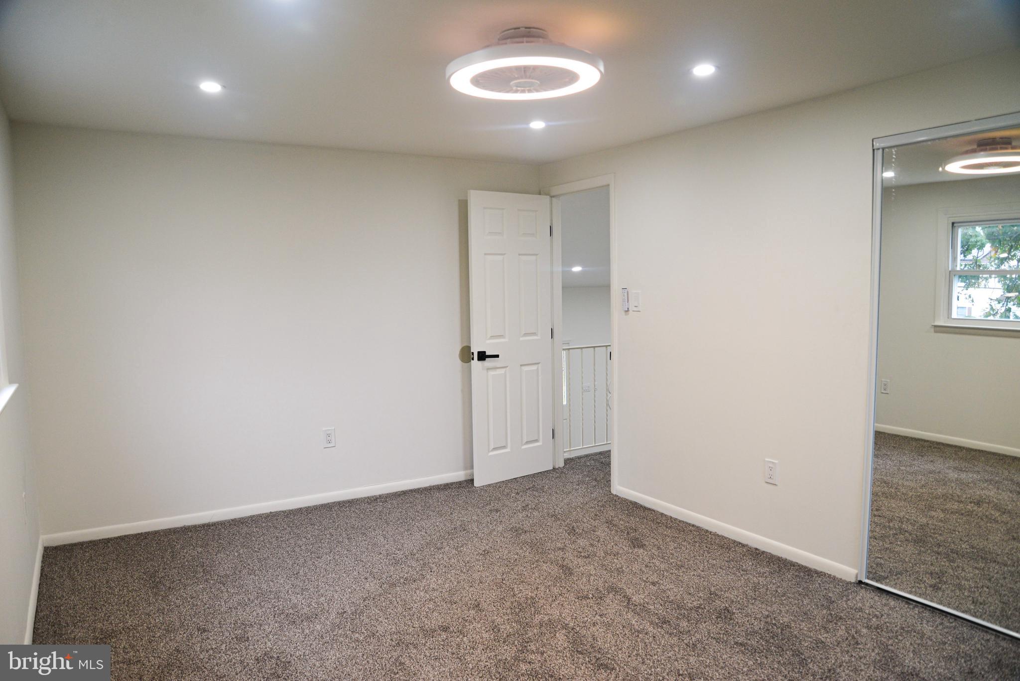 ELMWOOD TERR - Residential