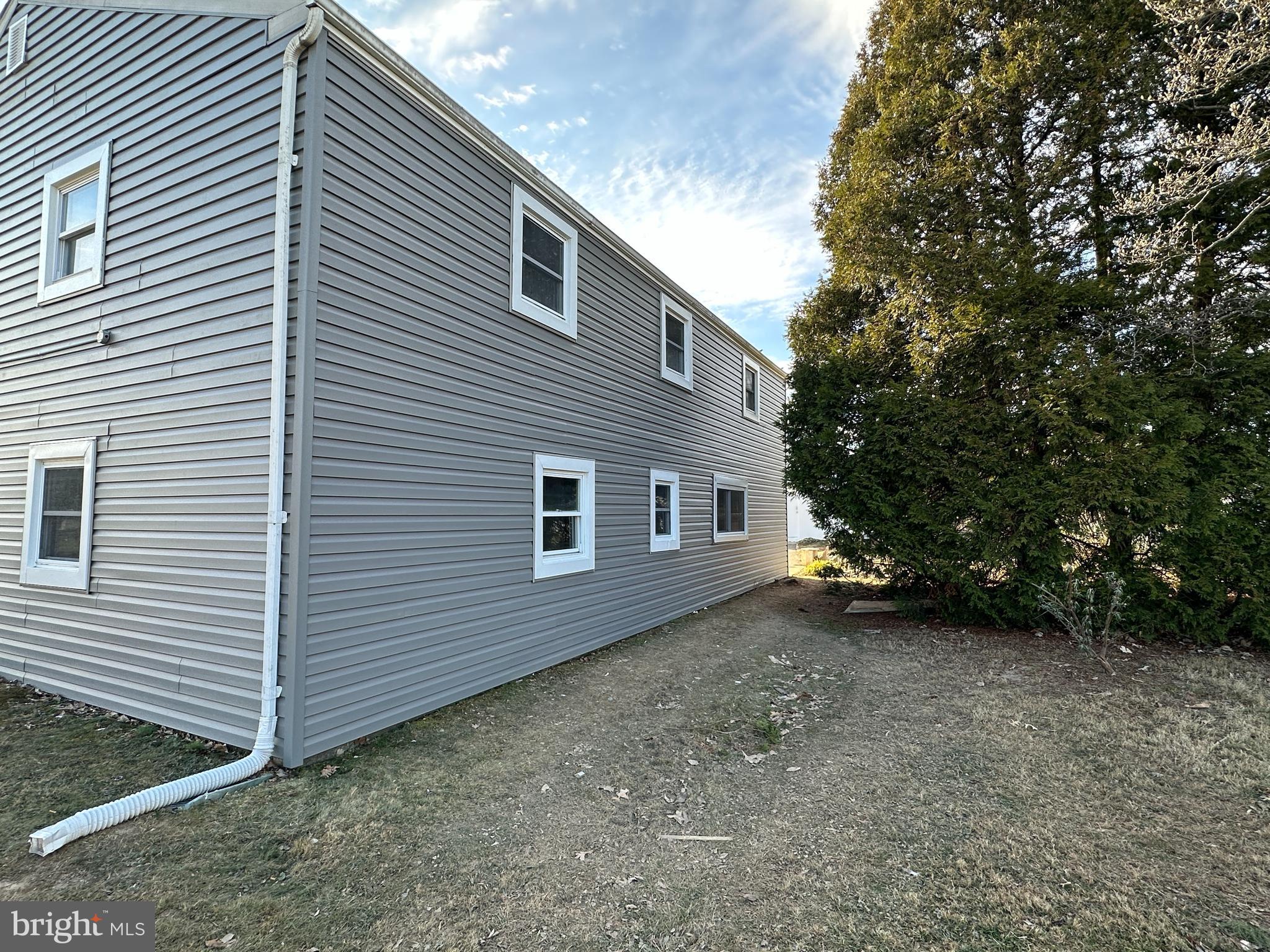 ELMWOOD TERR - Residential