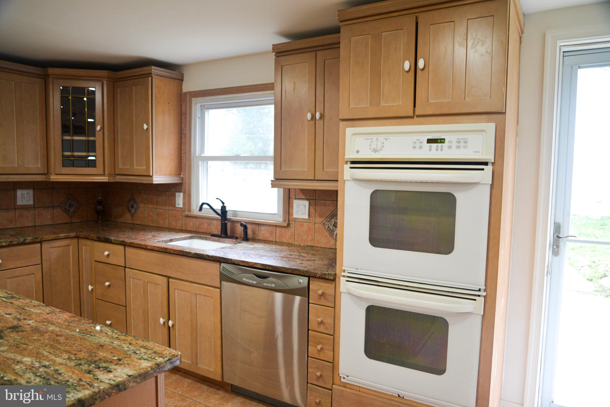 ELMWOOD TERR - Residential