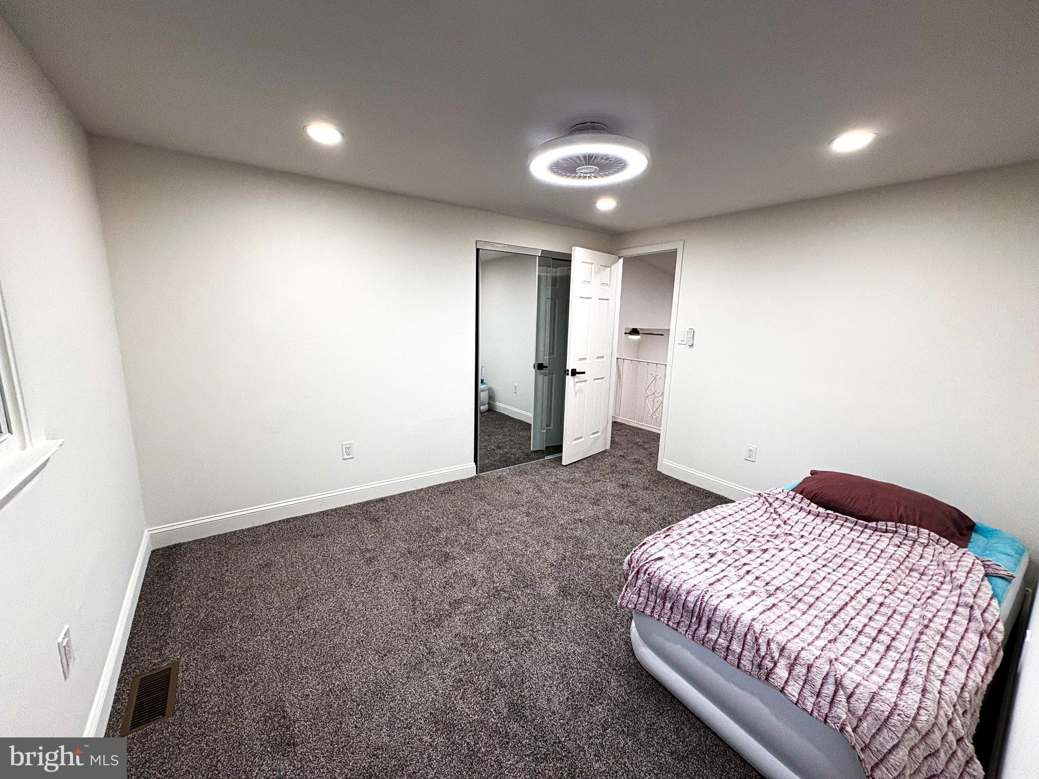 ELMWOOD TERR - Residential