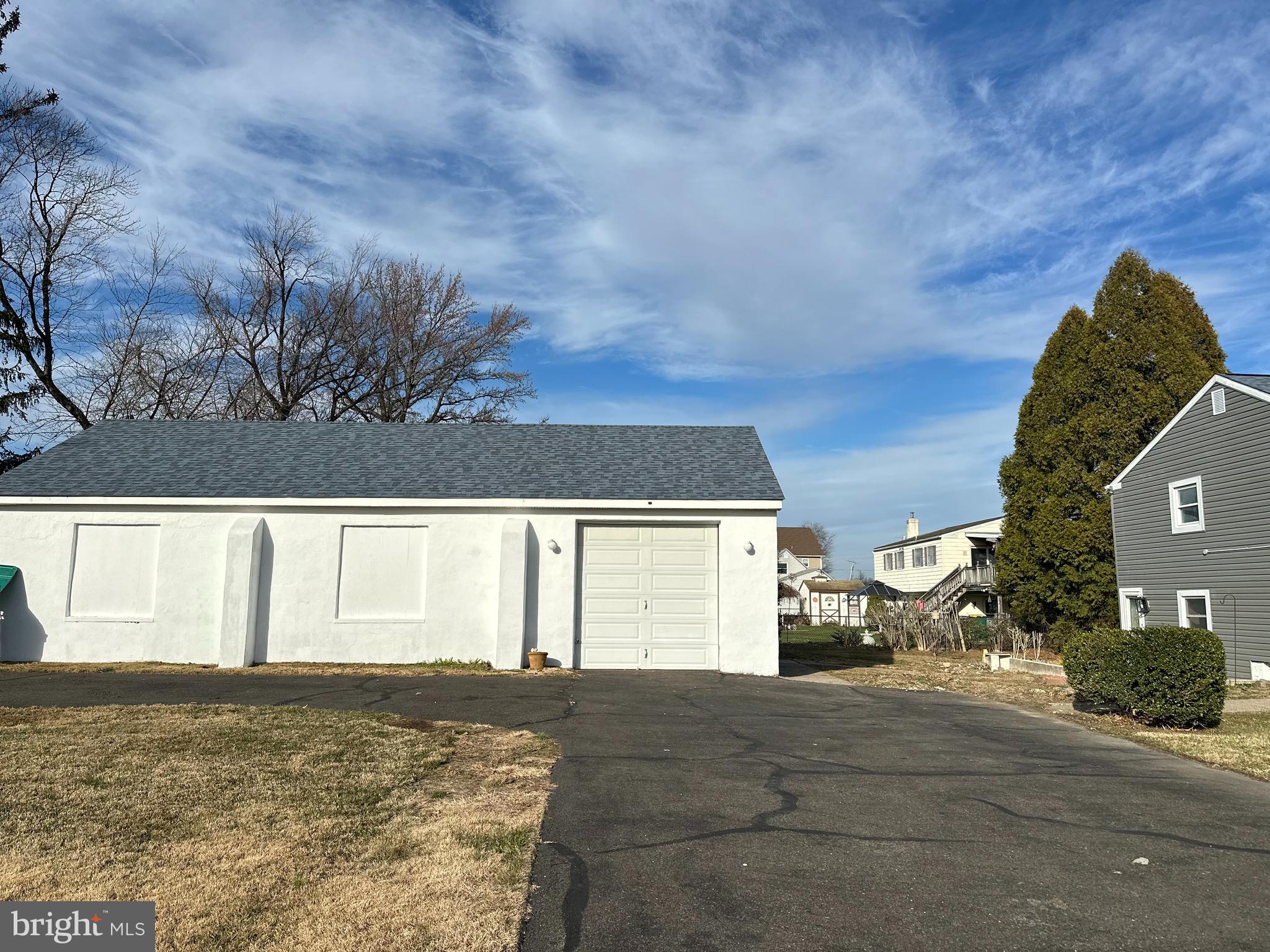 ELMWOOD TERR - Residential